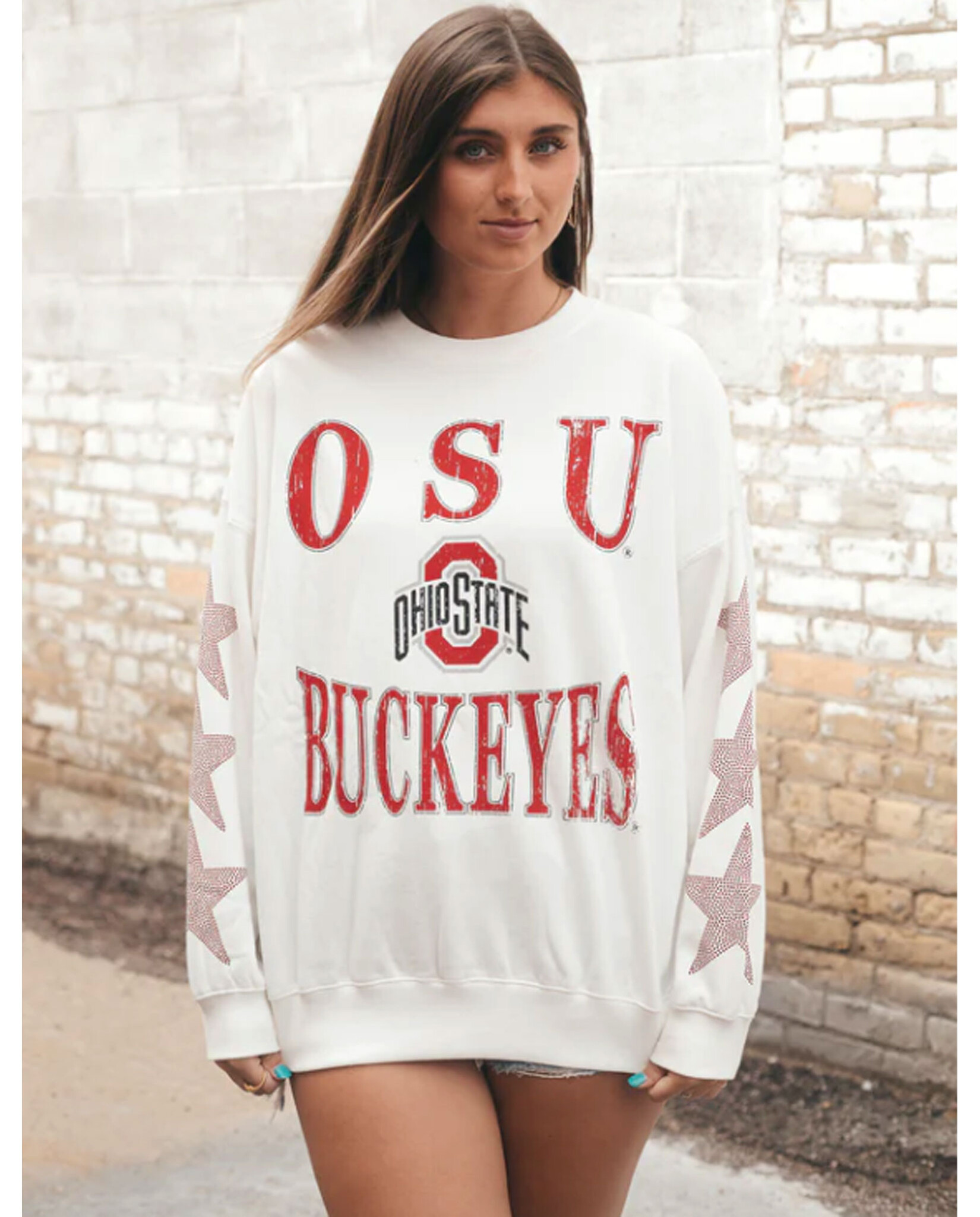 https://cdn.shoplightspeed.com/shops/618291/files/57926128/ohio-state-buckeyes-wynn-star-sleeve-oversized-swe.jpg