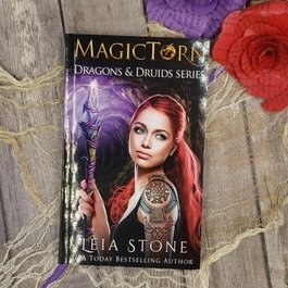 MagicTorn,  #3 by Leia Stone