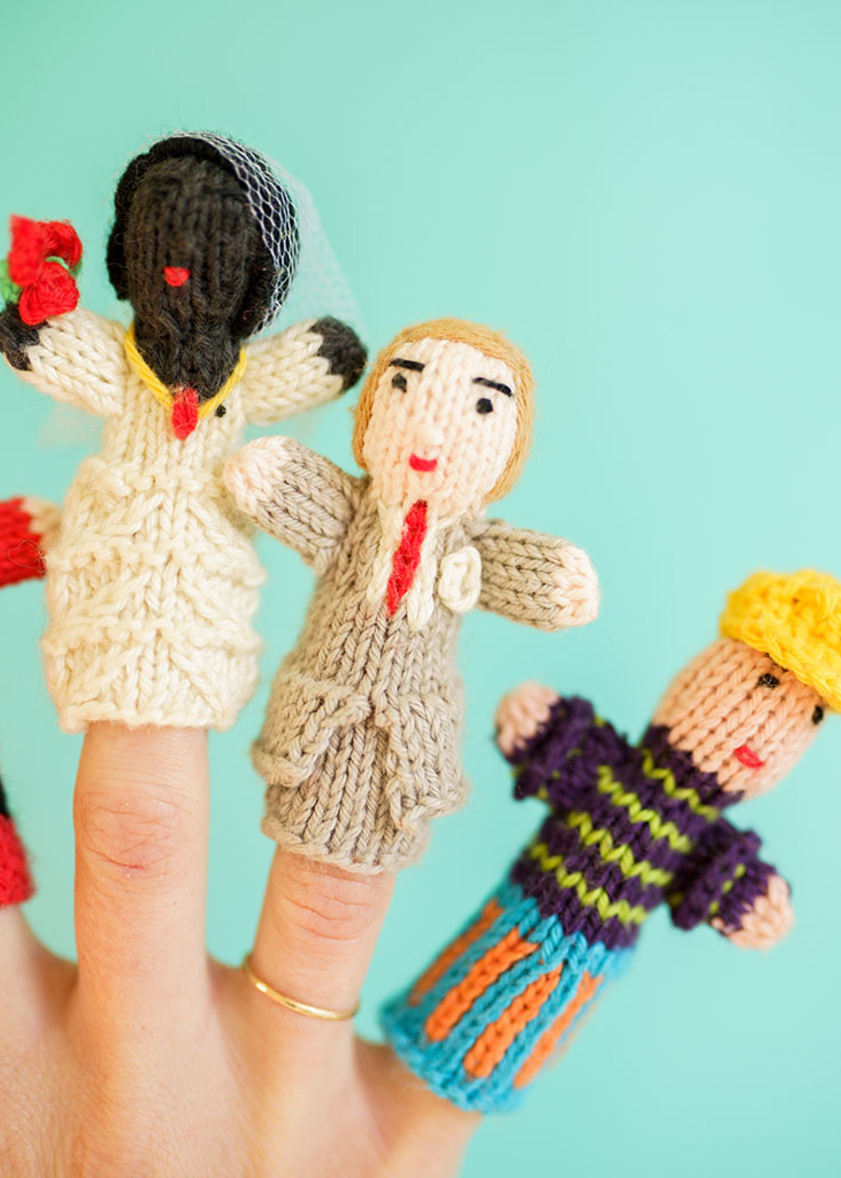 Lucuma Designs Assorted People Finger Puppet Set