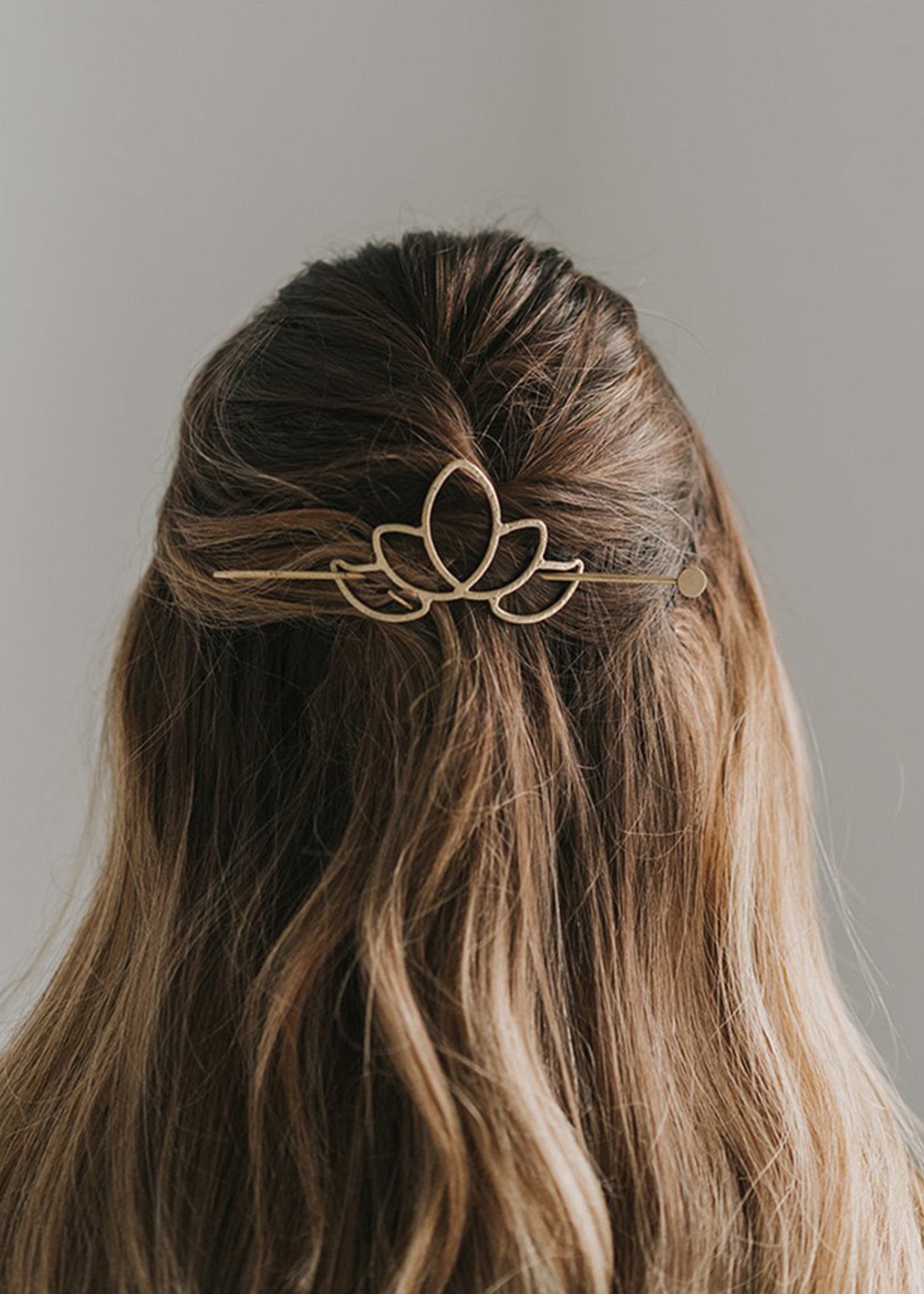 Sutton Heart Hair Stick Brass – INK+ALLOY, LLC