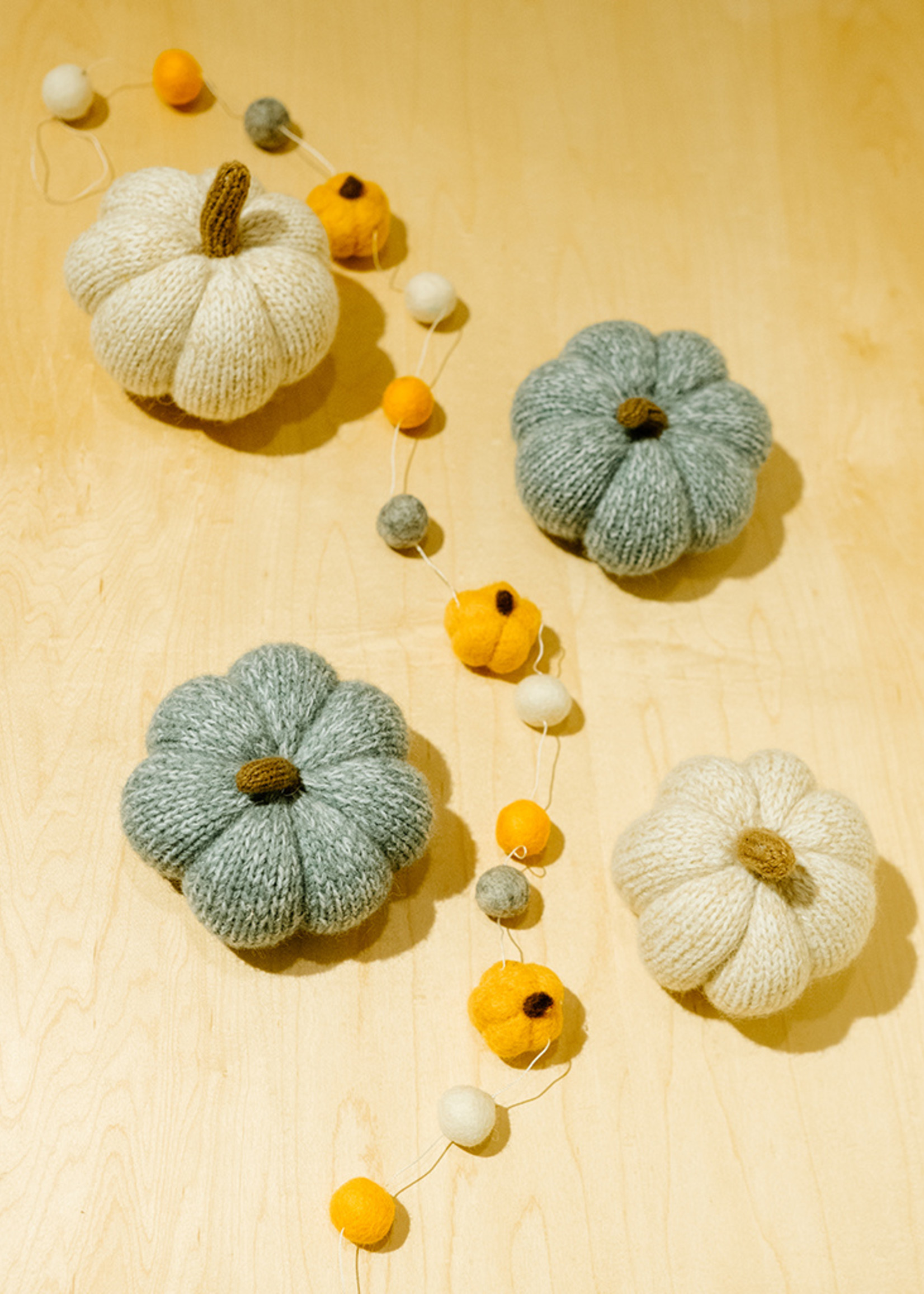 Andes Gifts Cream Knit Pumpkin