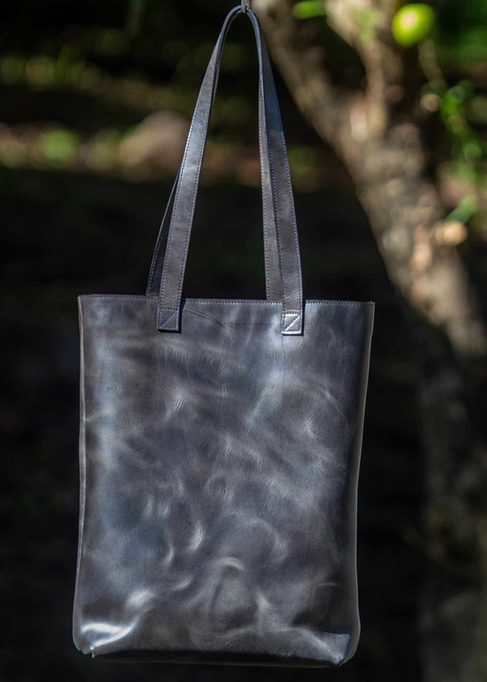 Perfect in Leather Tote Bag - Electric Black