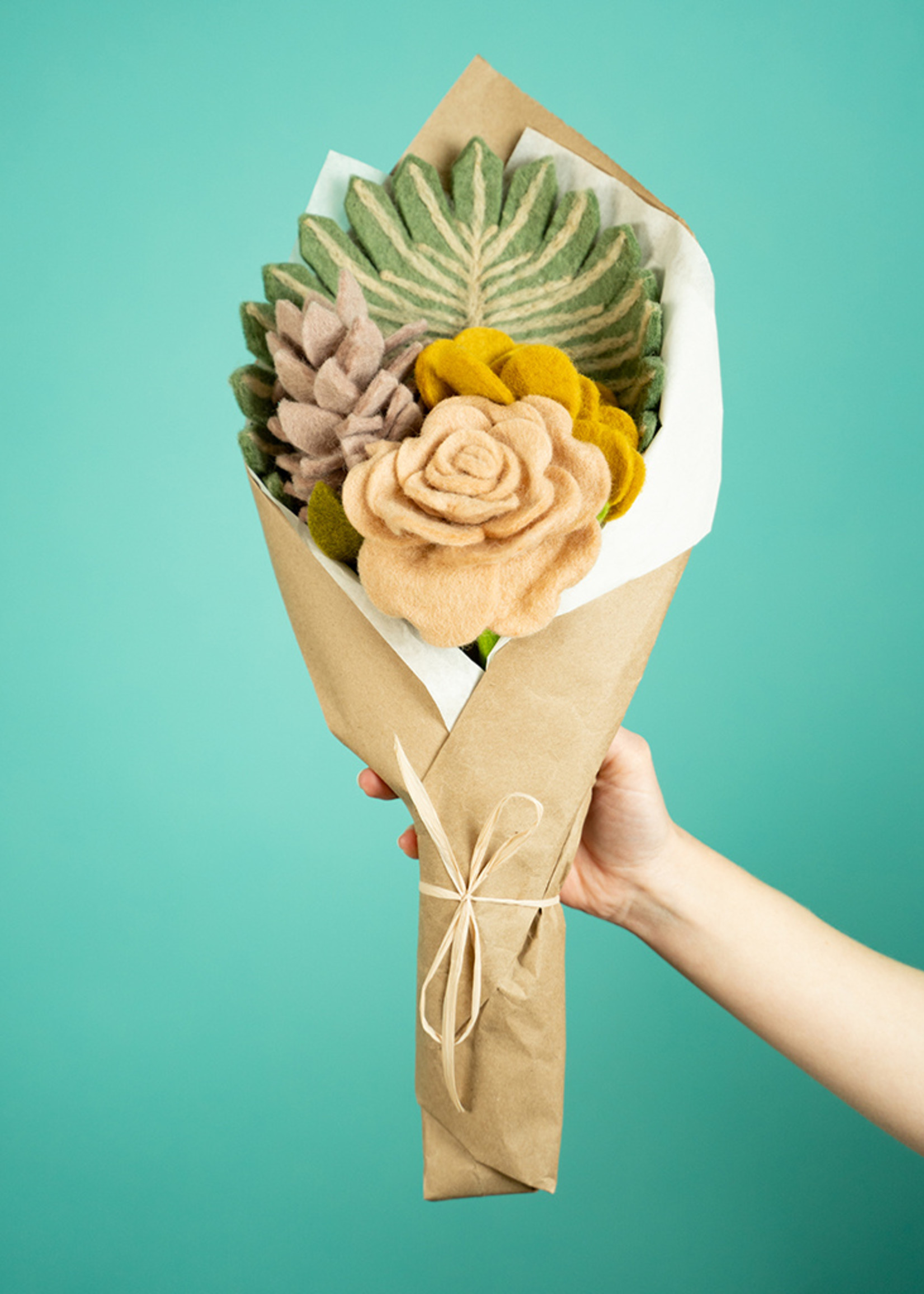 Global Goods Partners Desert Palm Felt Flower Bouquet