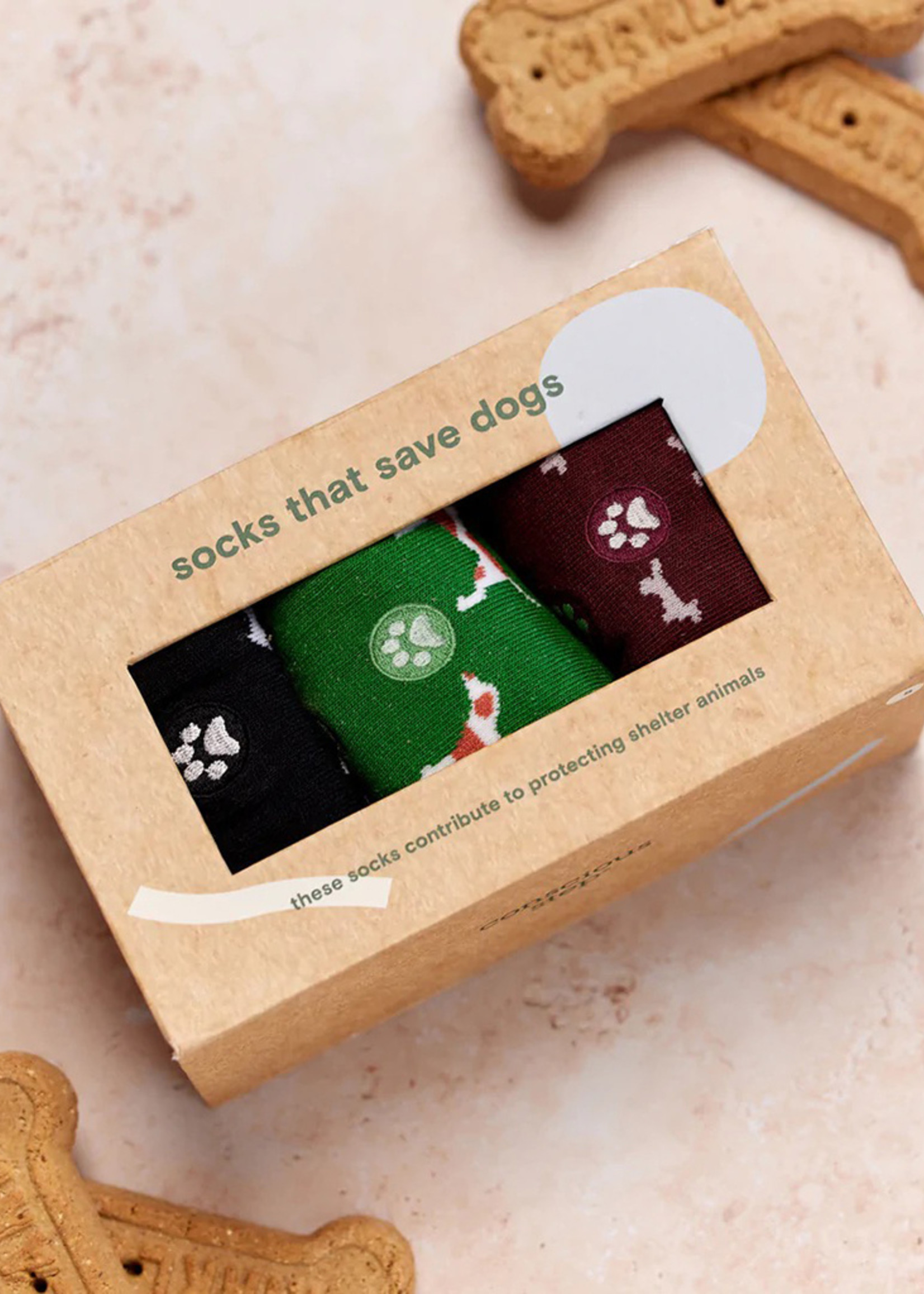 Conscious Step Women's Box Socks That Save Dogs [Black, Green, Red]