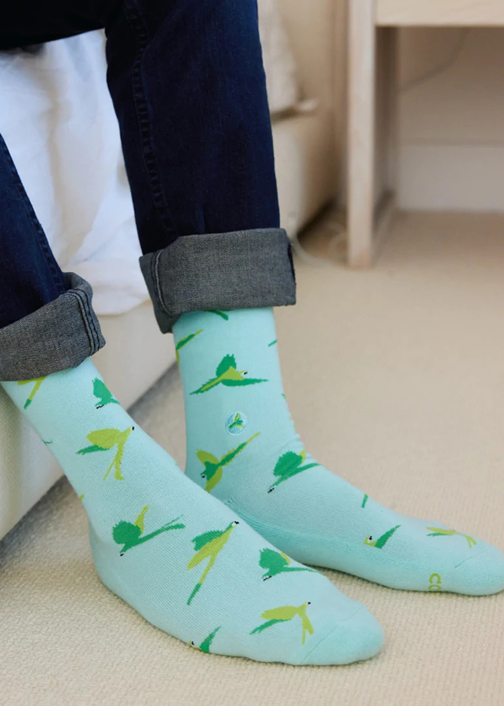 Conscious Step Men's Socks That Protect Macaws