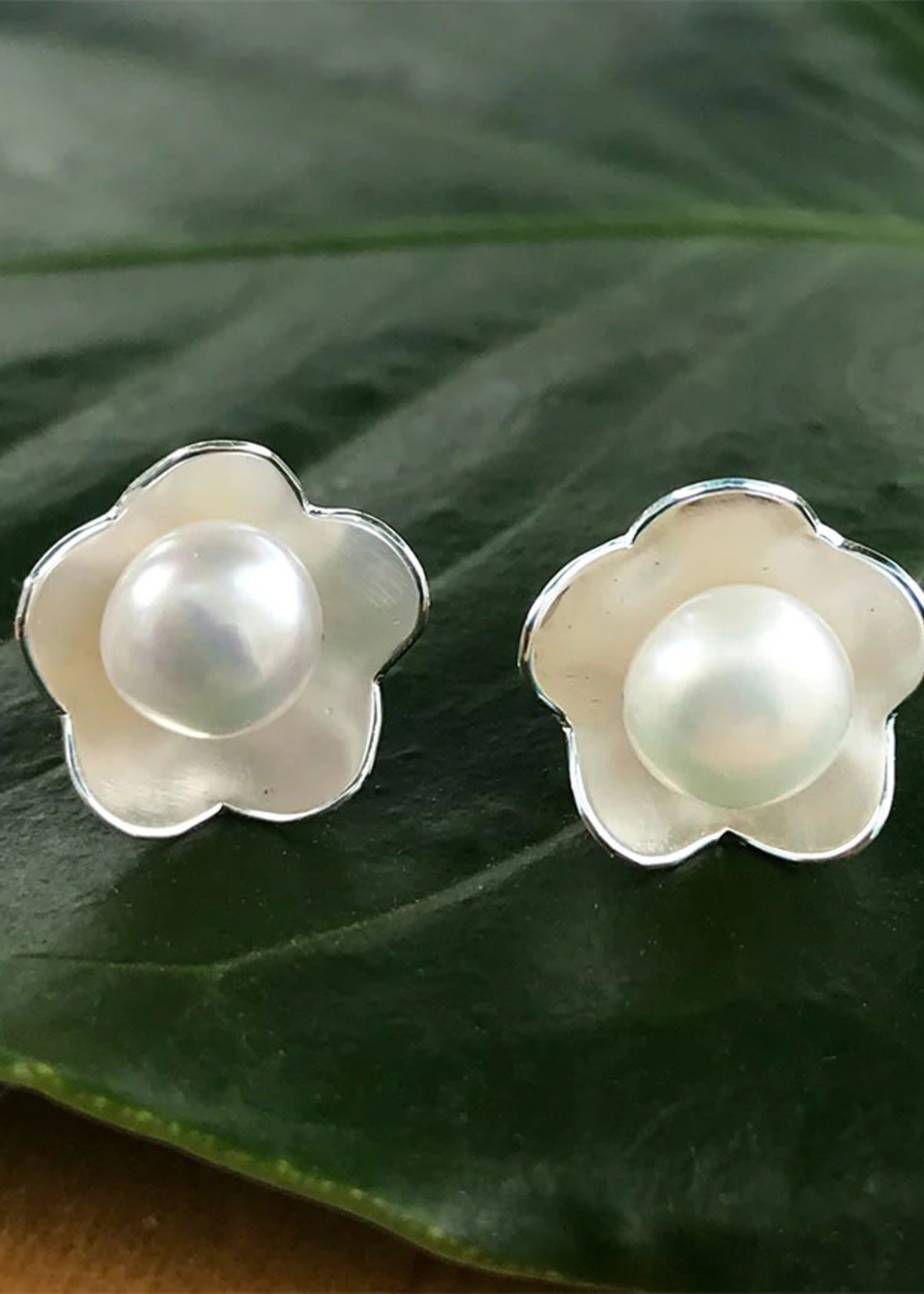 Women's Peace Collection Hidden Pearl Stud Earrings
