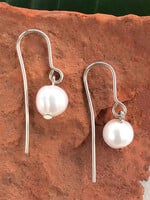 Women's Peace Collection Simplicity Pearl Earrings