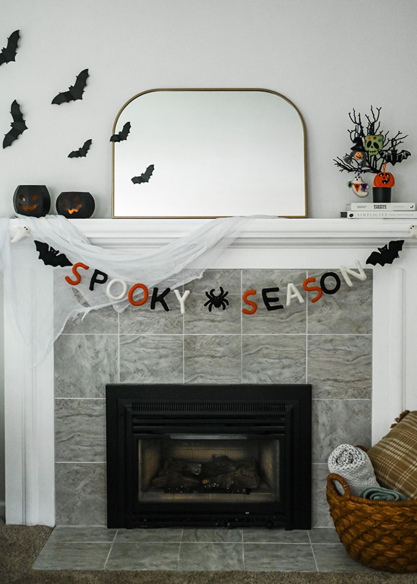 Global Goods Partners Spooky Season Felt Garland