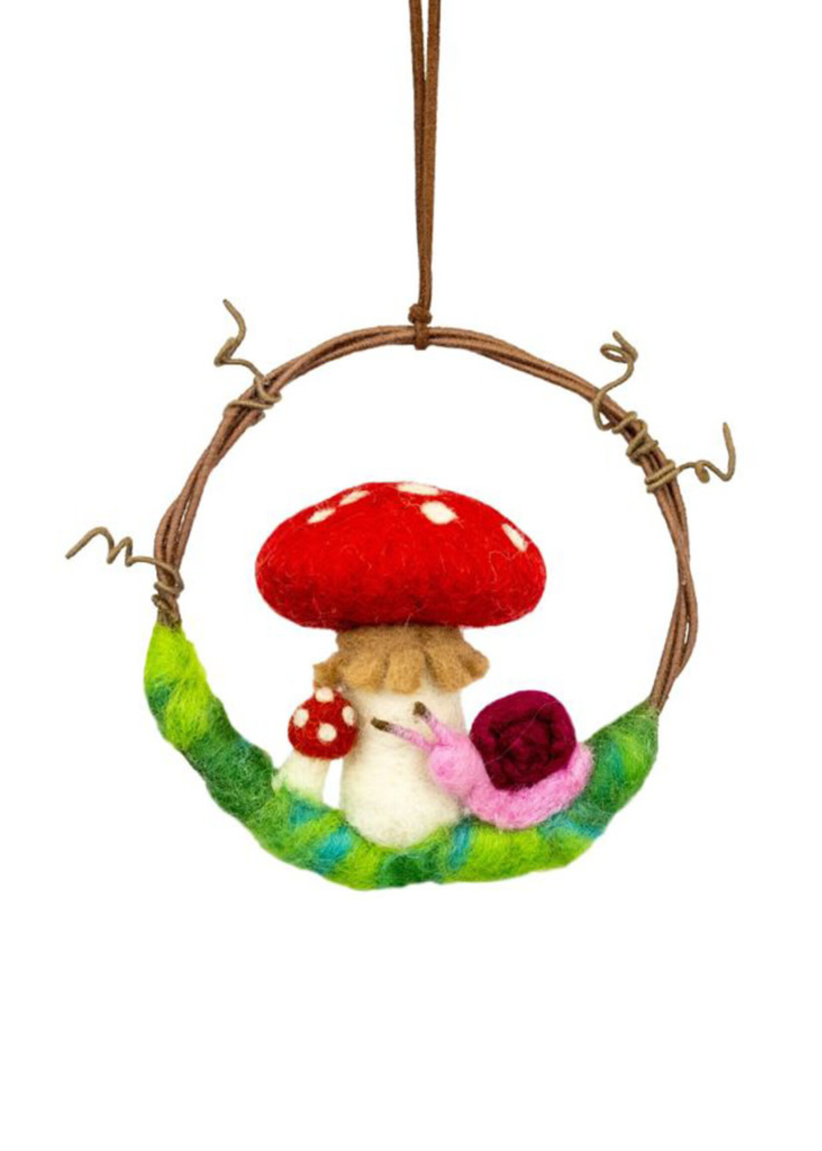 dZi Mini Wreath Mushroom  & Snail Ornament