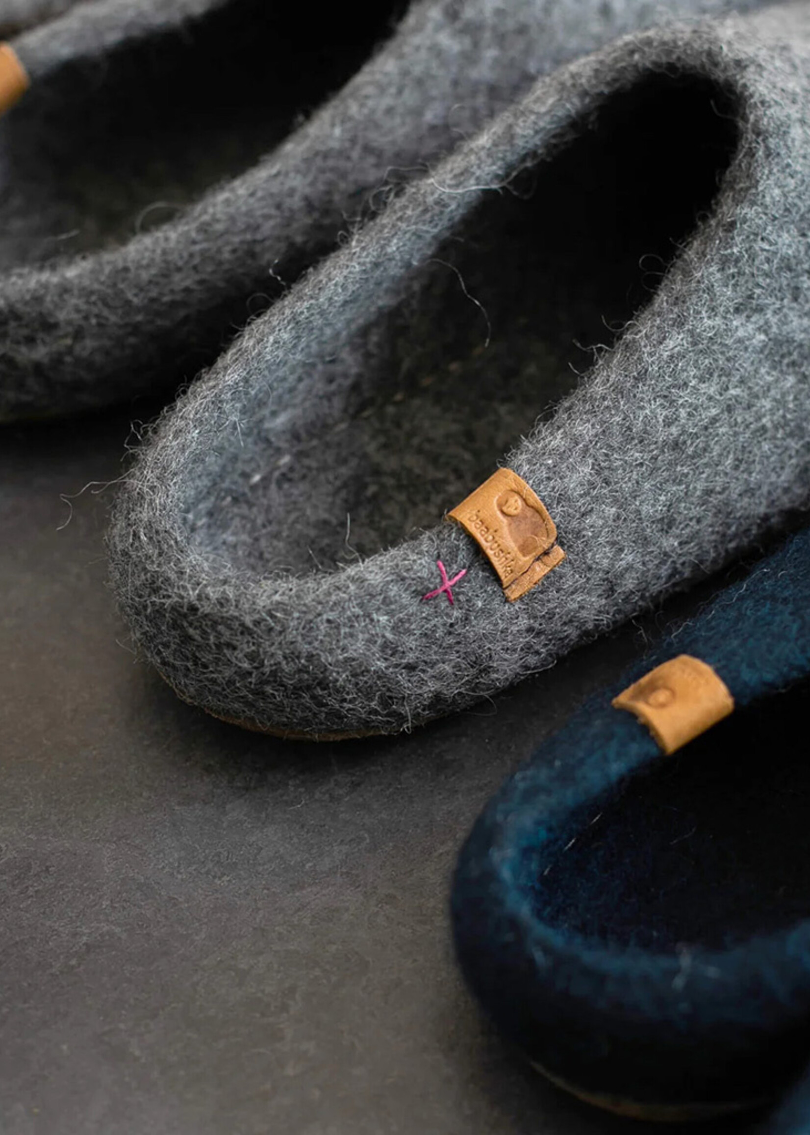 Baabushka Dark Grey Wool Slippers