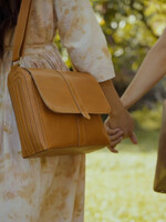 Joyn FINAL SALE - Maker's Satchel Purse - Honey Leather