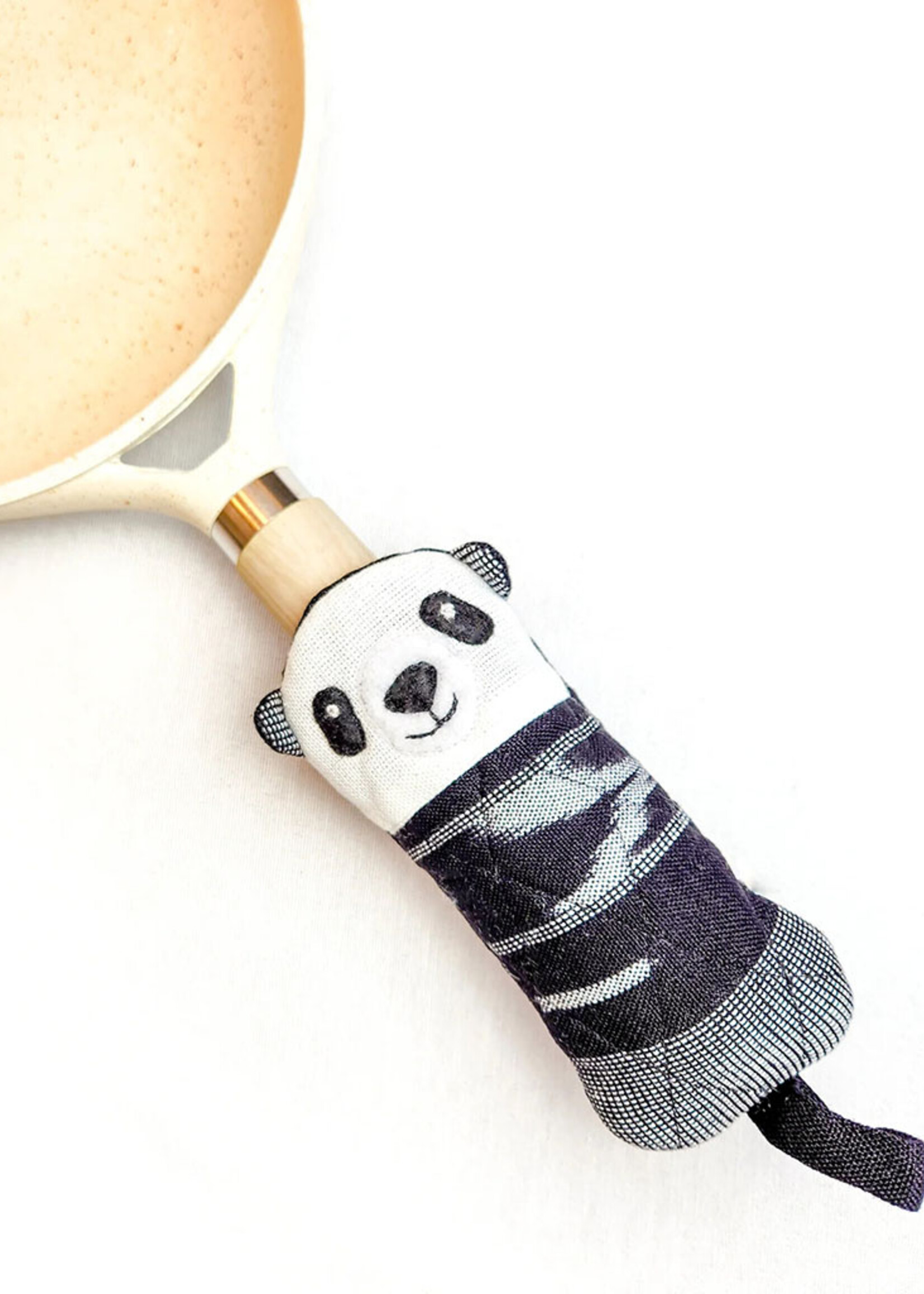 Upavim Panda Skillet Handle Holder