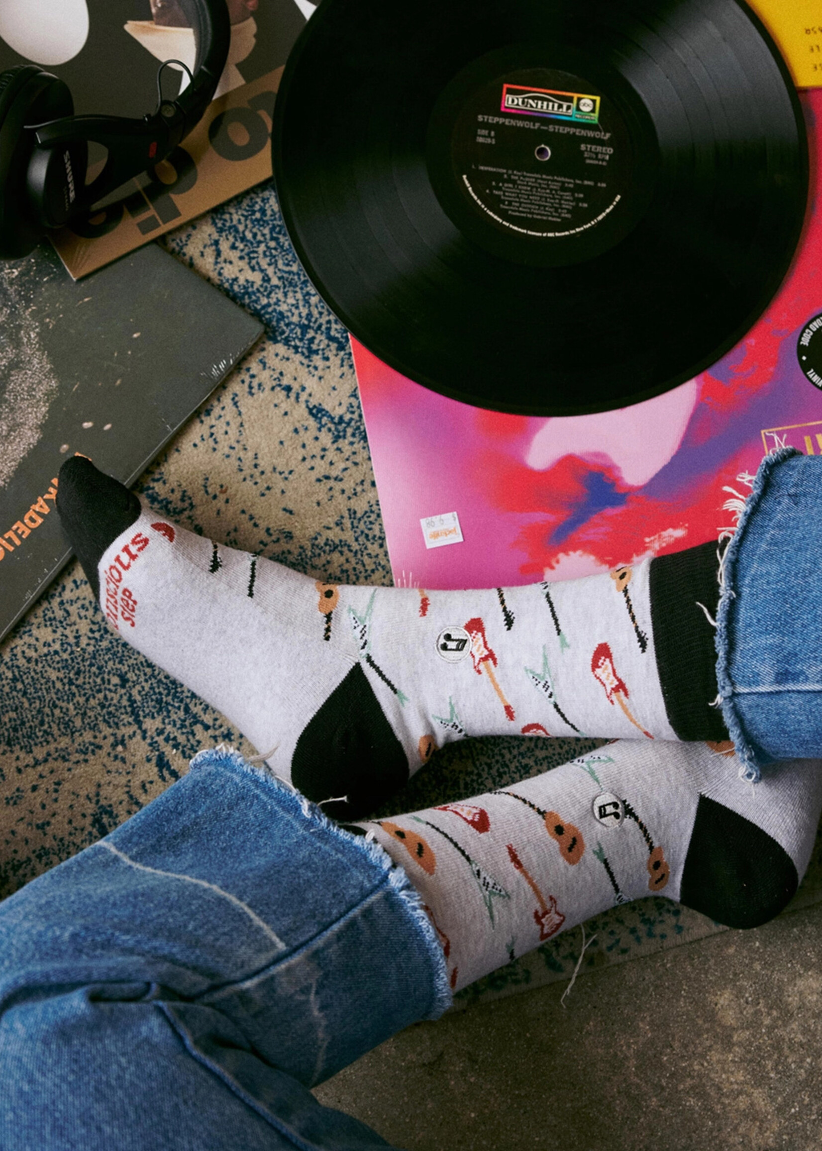 Conscious Step Men's Guitar Socks that Support Music