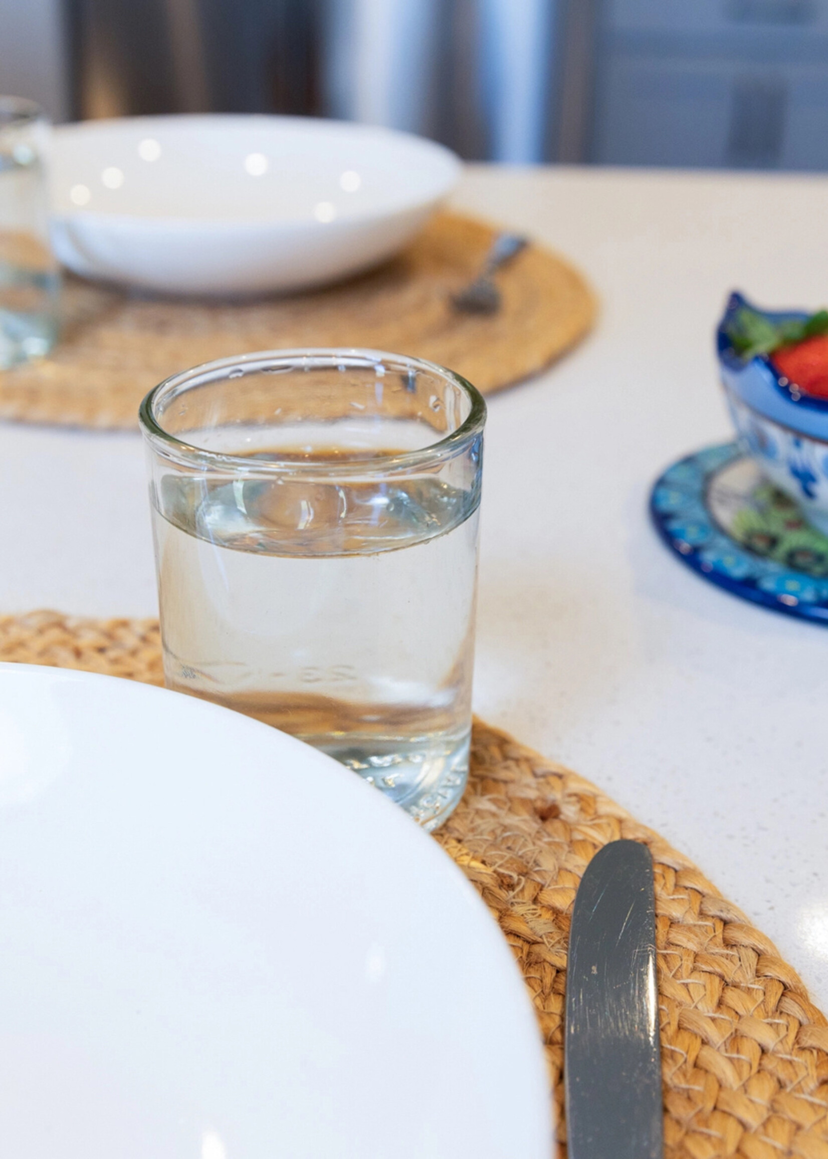 Upavim Drinking Glass - Reclaimed Clear Wine Bottle