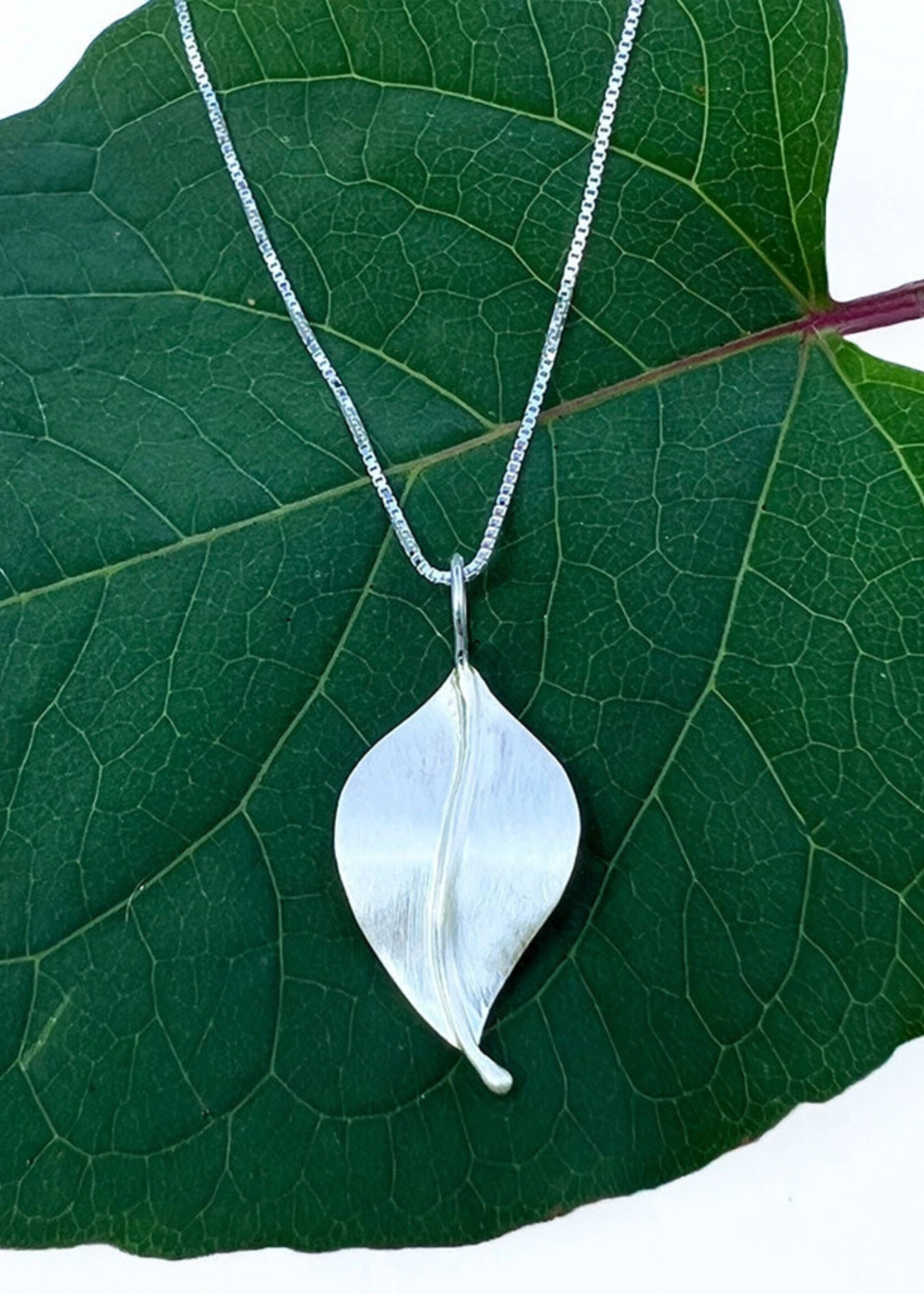 Women's Peace Collection In Leaf Necklace - Sterling Silver