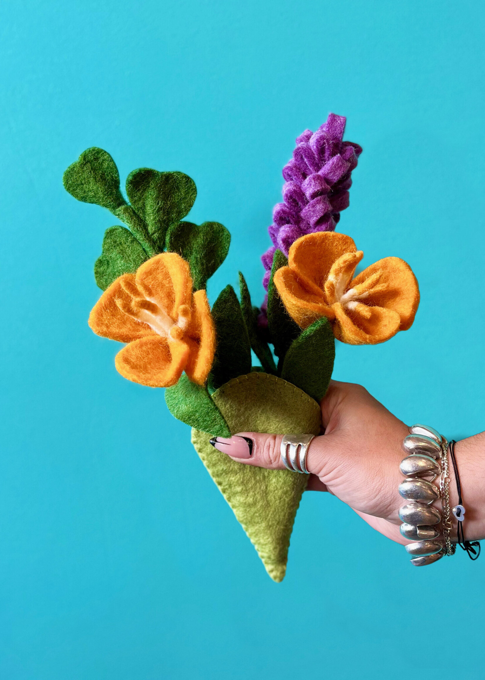 Global Goods Partners Mini Felt Hanging Bouquet - California Natives