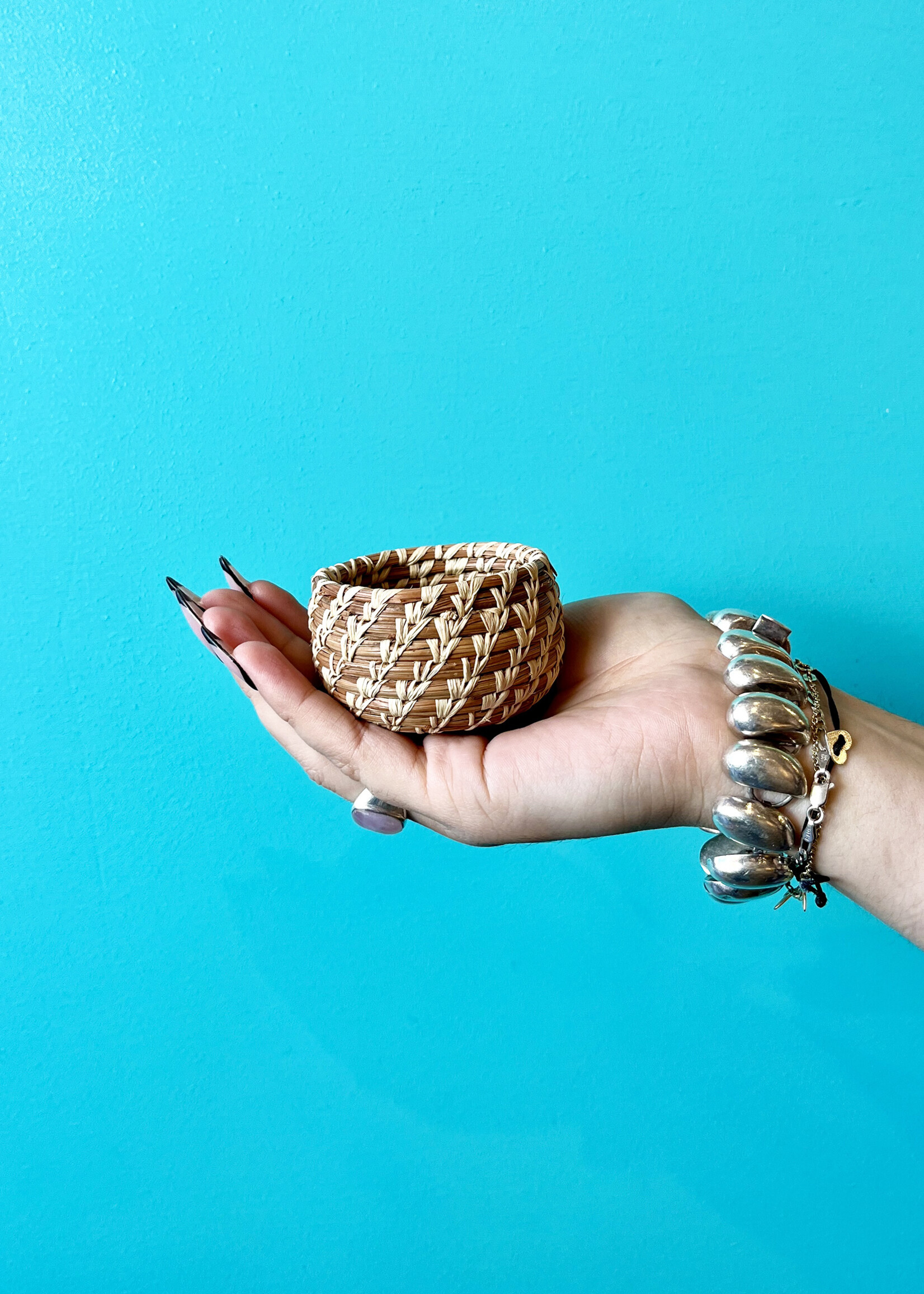 Mayan Hands 2.5" Miniature Pine Needle Basket