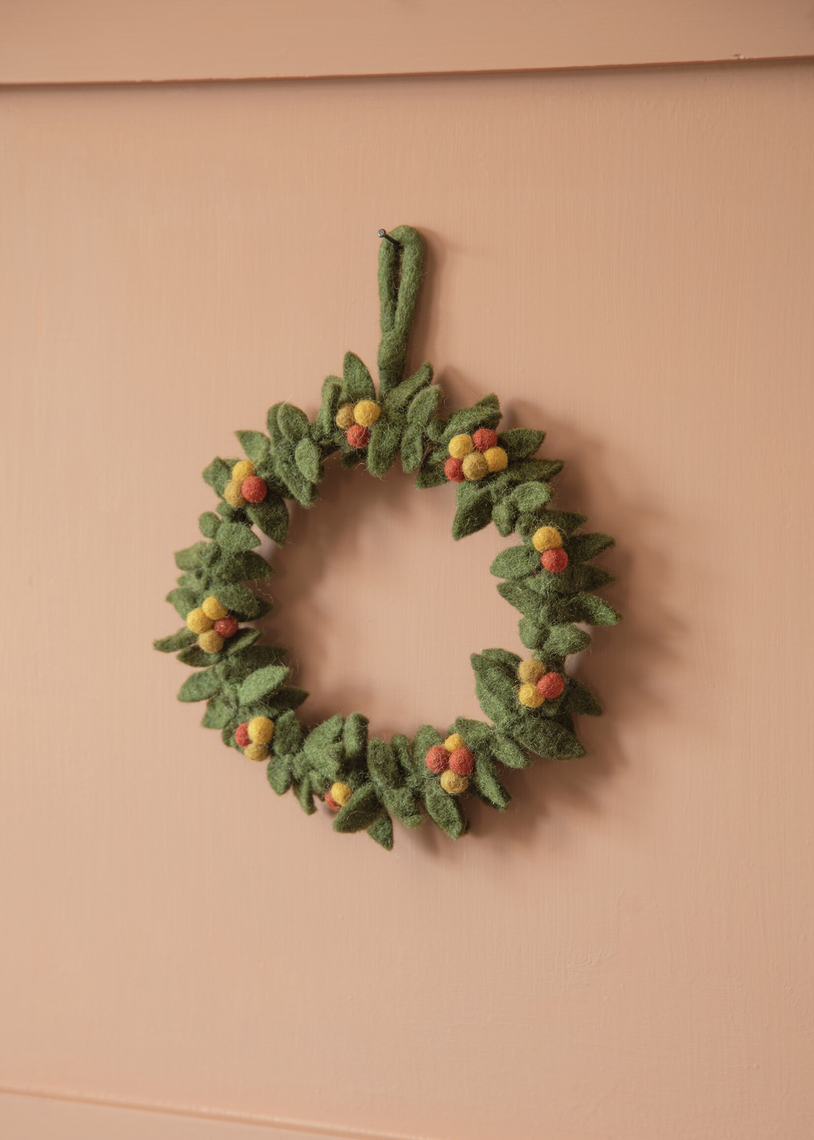 Gry and Sif Small Felt Wreath - Green with Autumn Berries