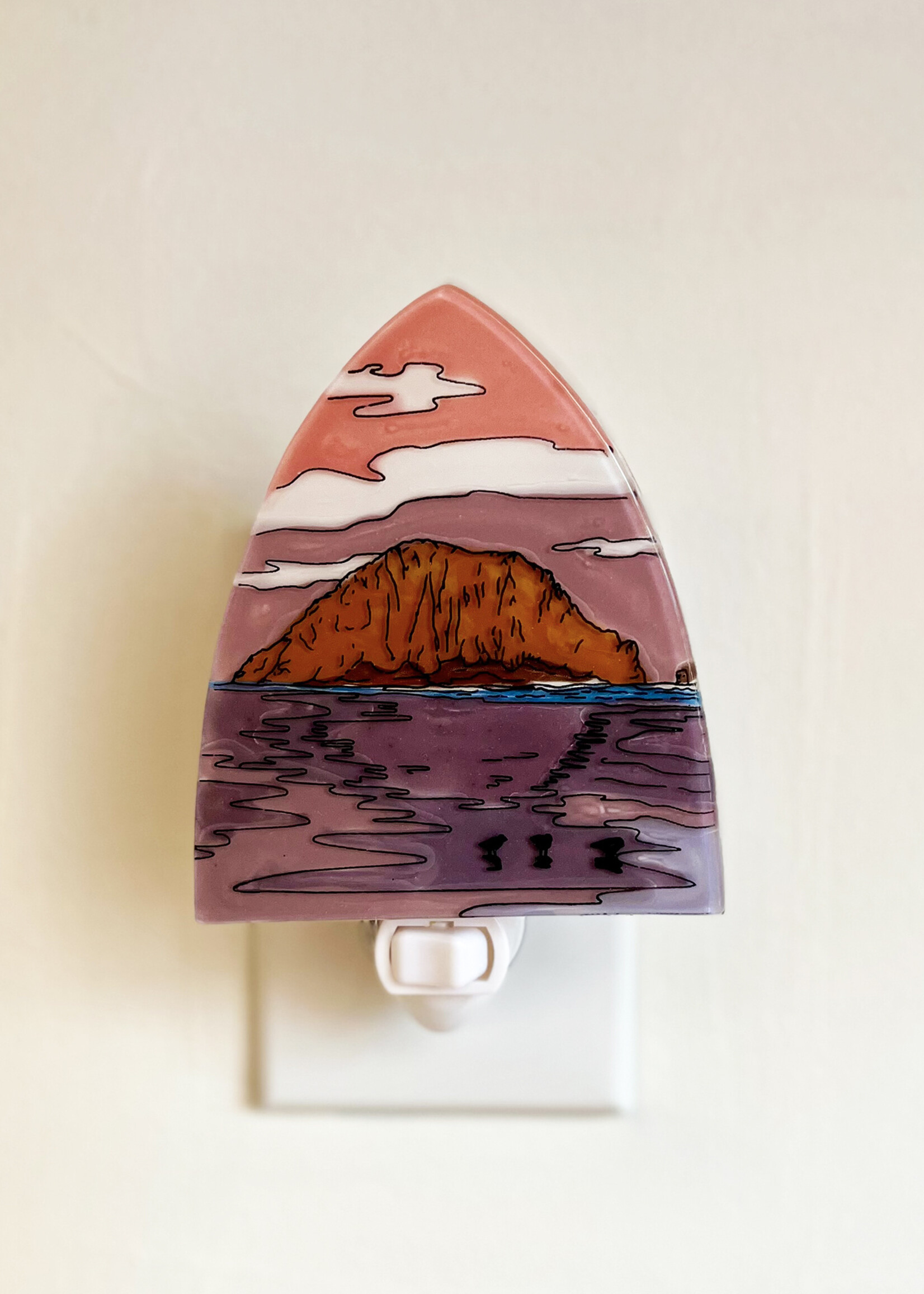 Pampeana Morro Bay Sundown Night Light