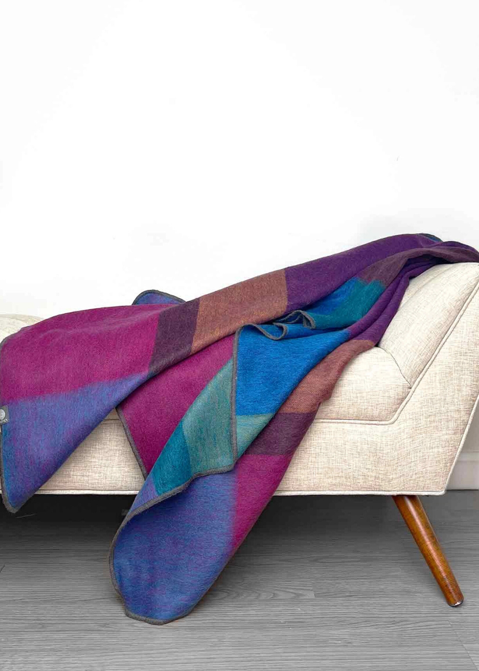 Shupaca Alpaca Alpaca Throw Blanket - 45in x 70in