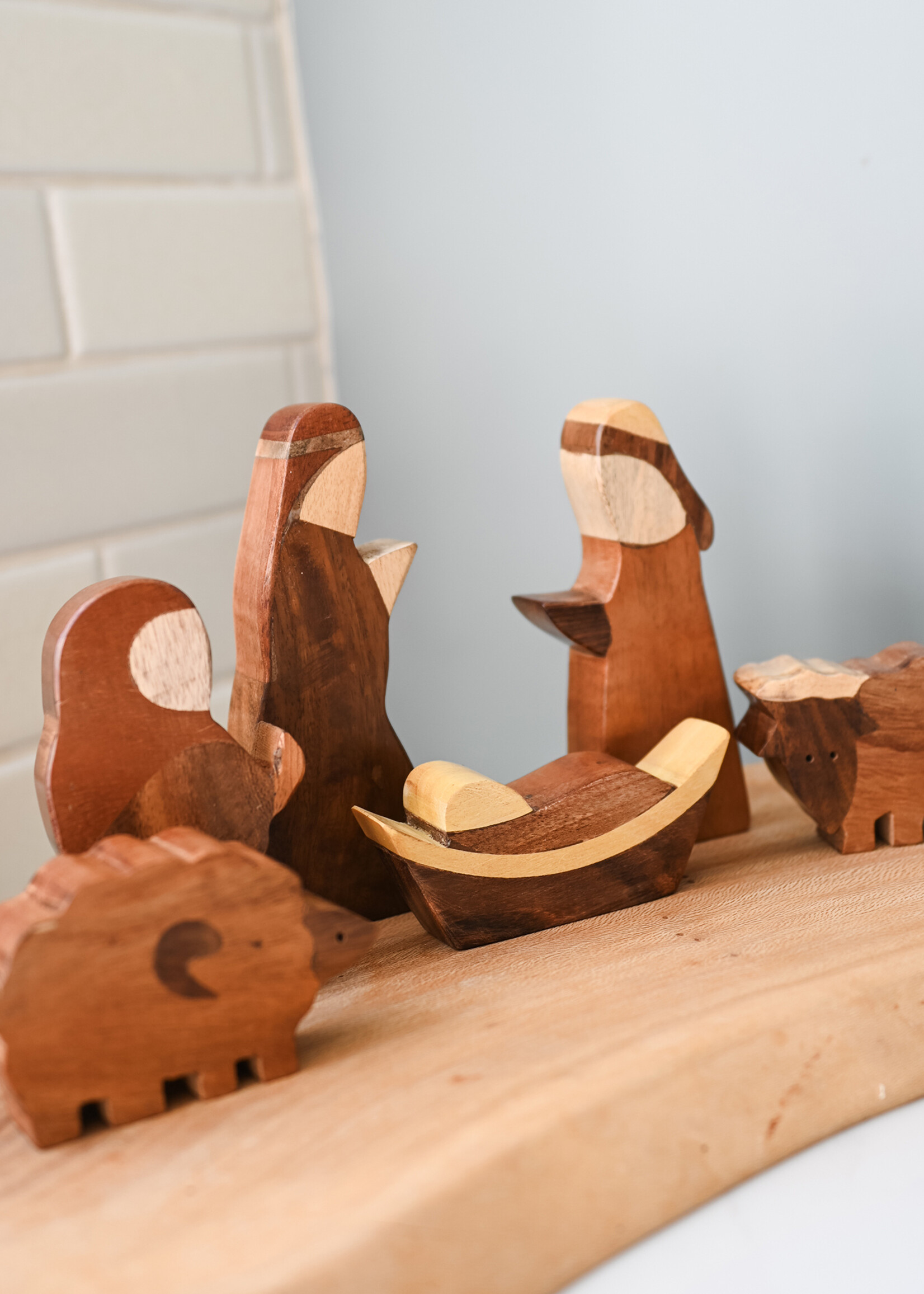 Joint Wood Nativity