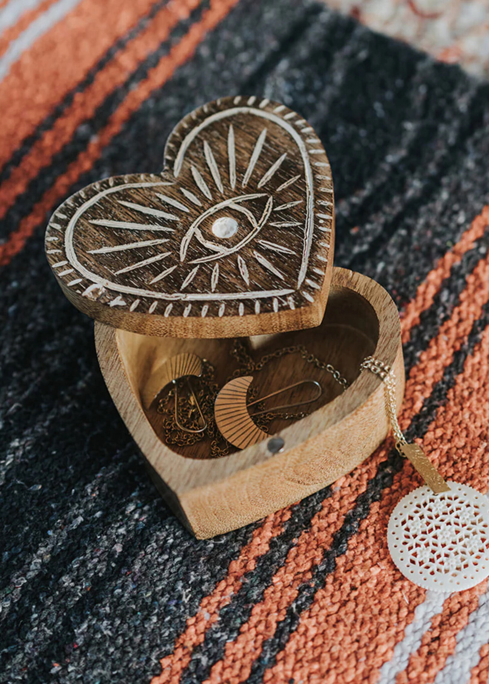Matr Boomie Drishti Evil Eye Heart Keepsake Box