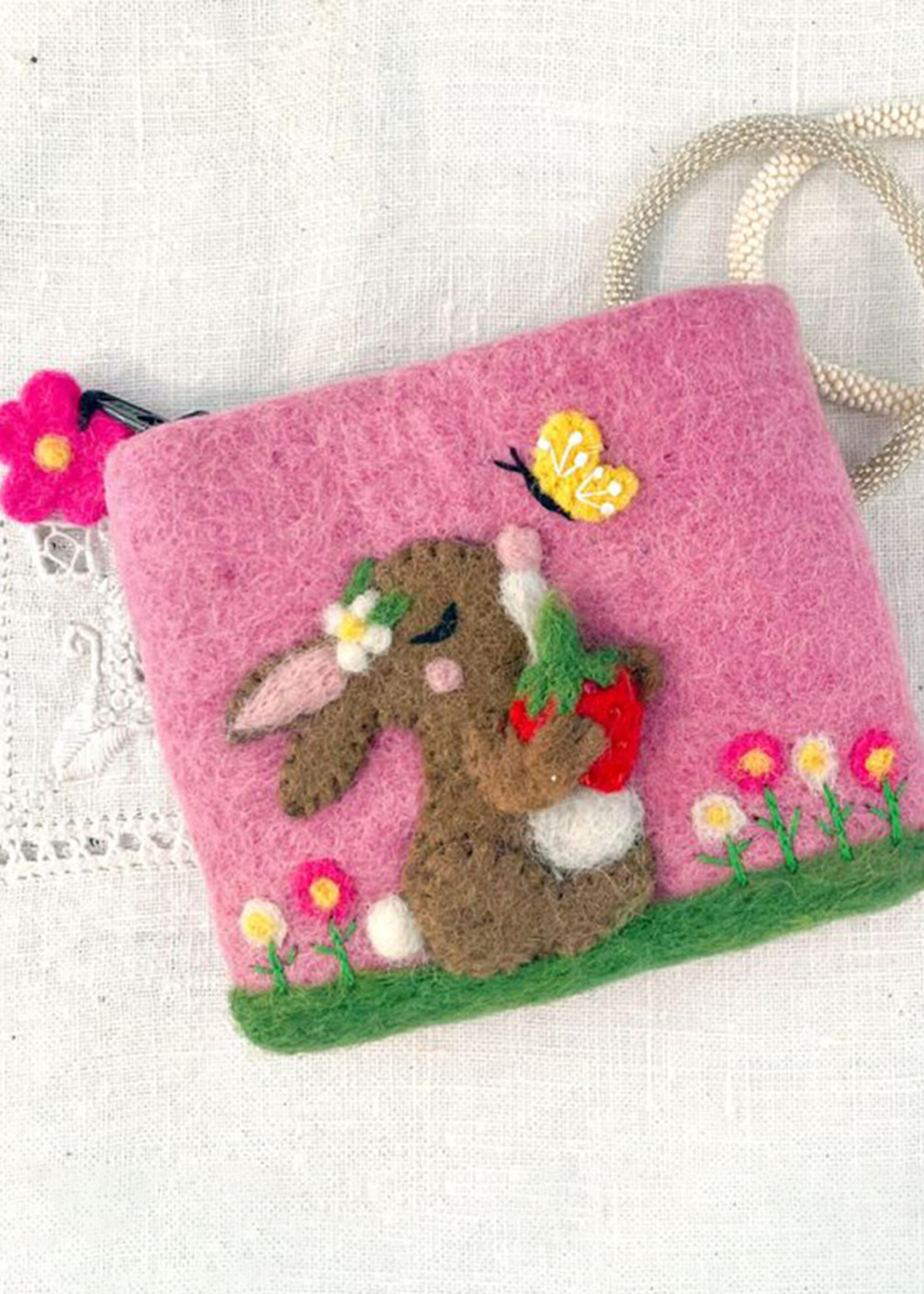 dZi Bunny and Daisy Felt Coin Purse