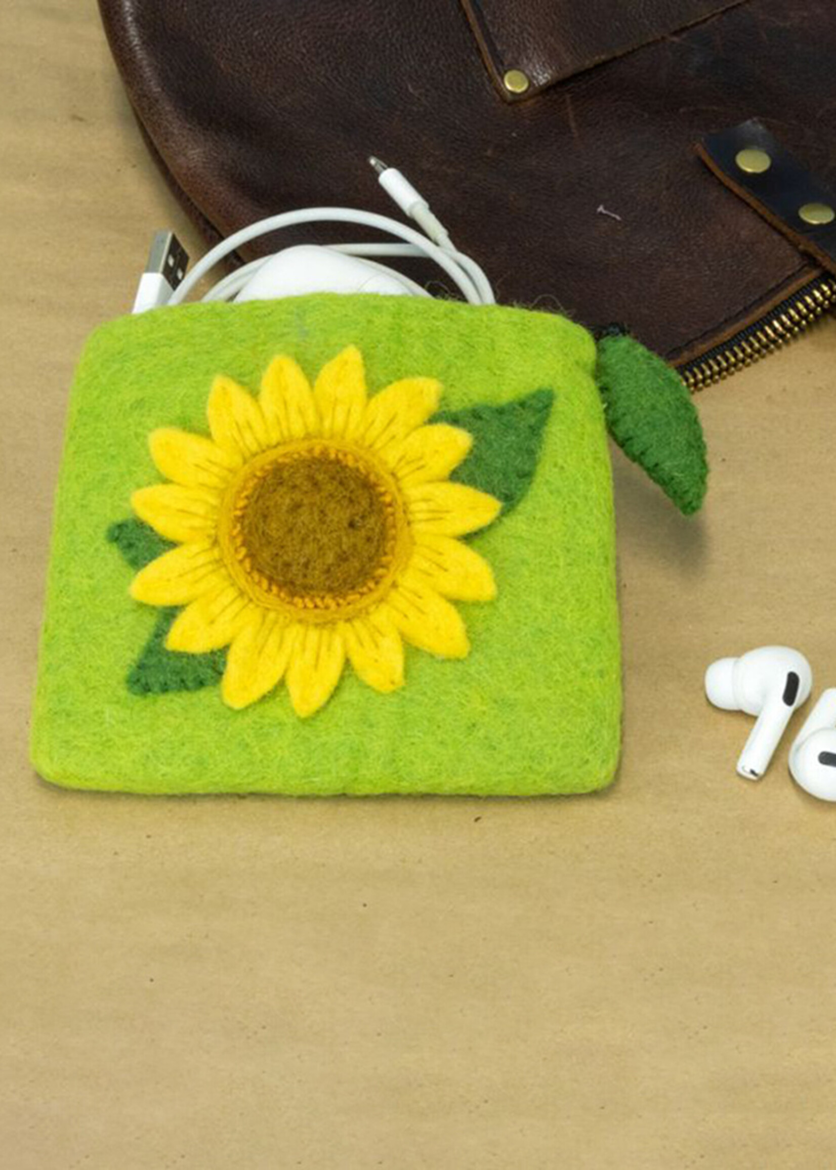 dZi Sunny Sunflower Felt Coin Purse