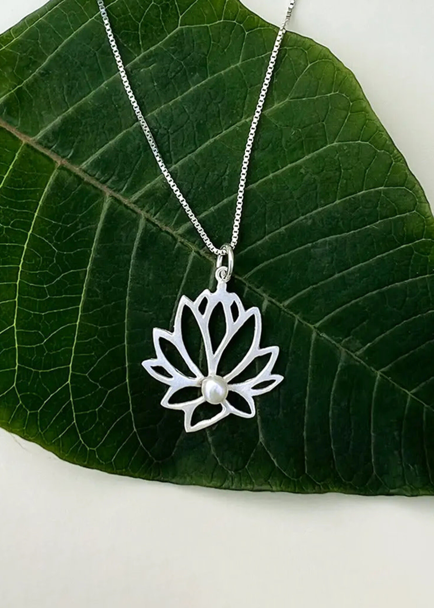 Women's Peace Collection Lotus Pearl Necklace