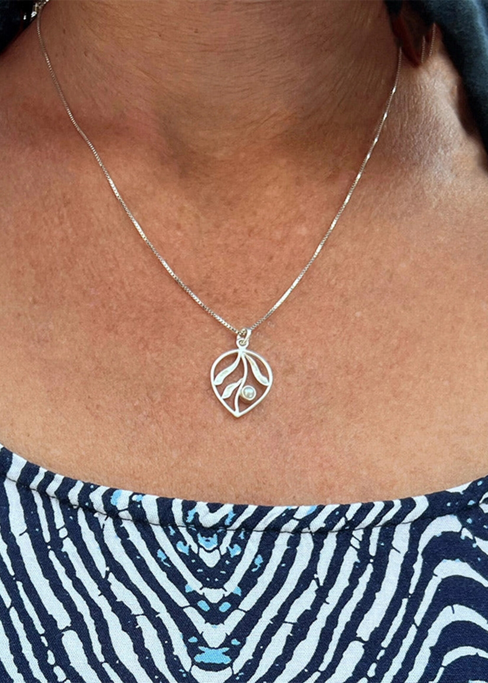 Women's Peace Collection Whispering Leaf Necklace