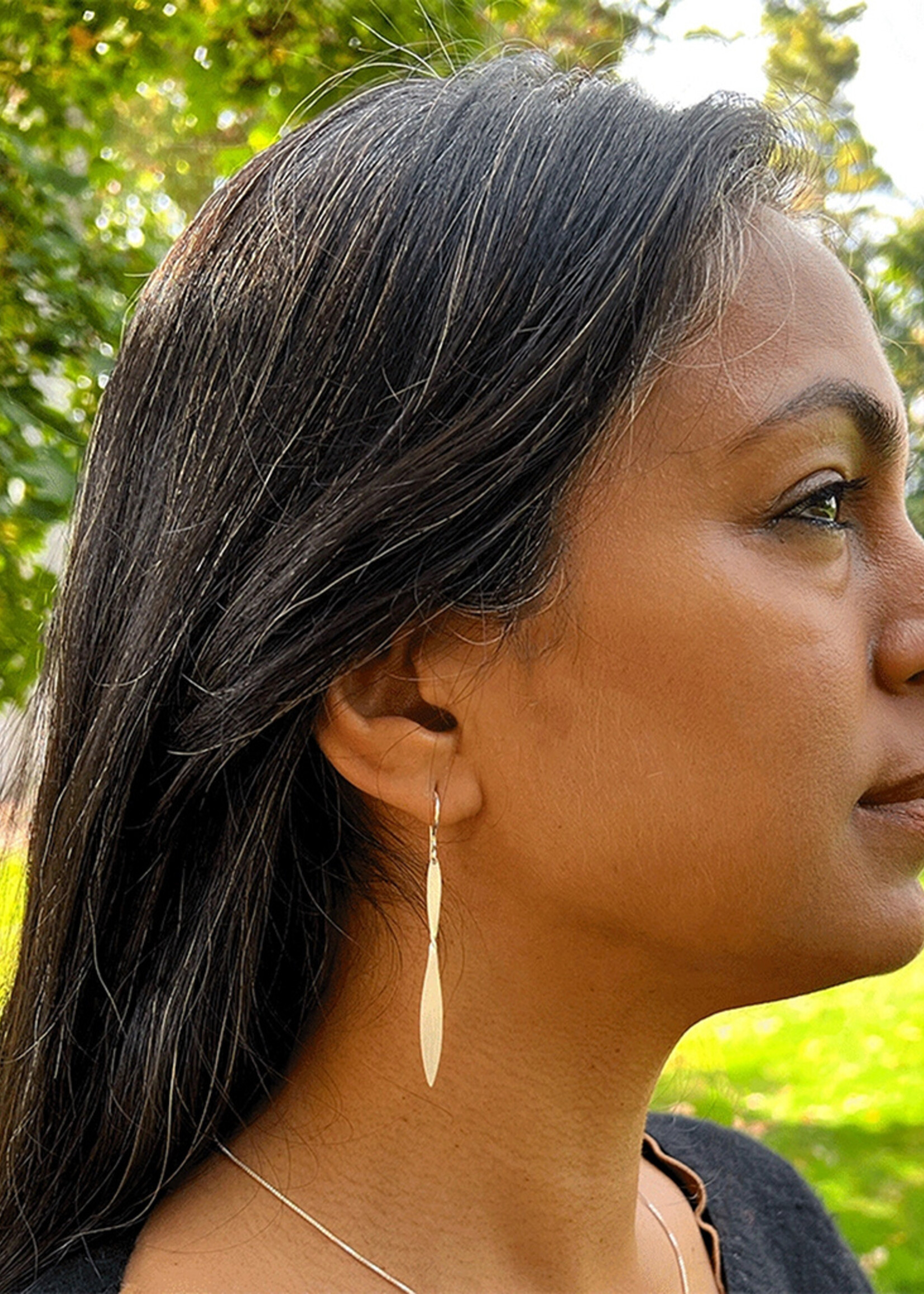 Women's Peace Collection Elegant Point Earrings
