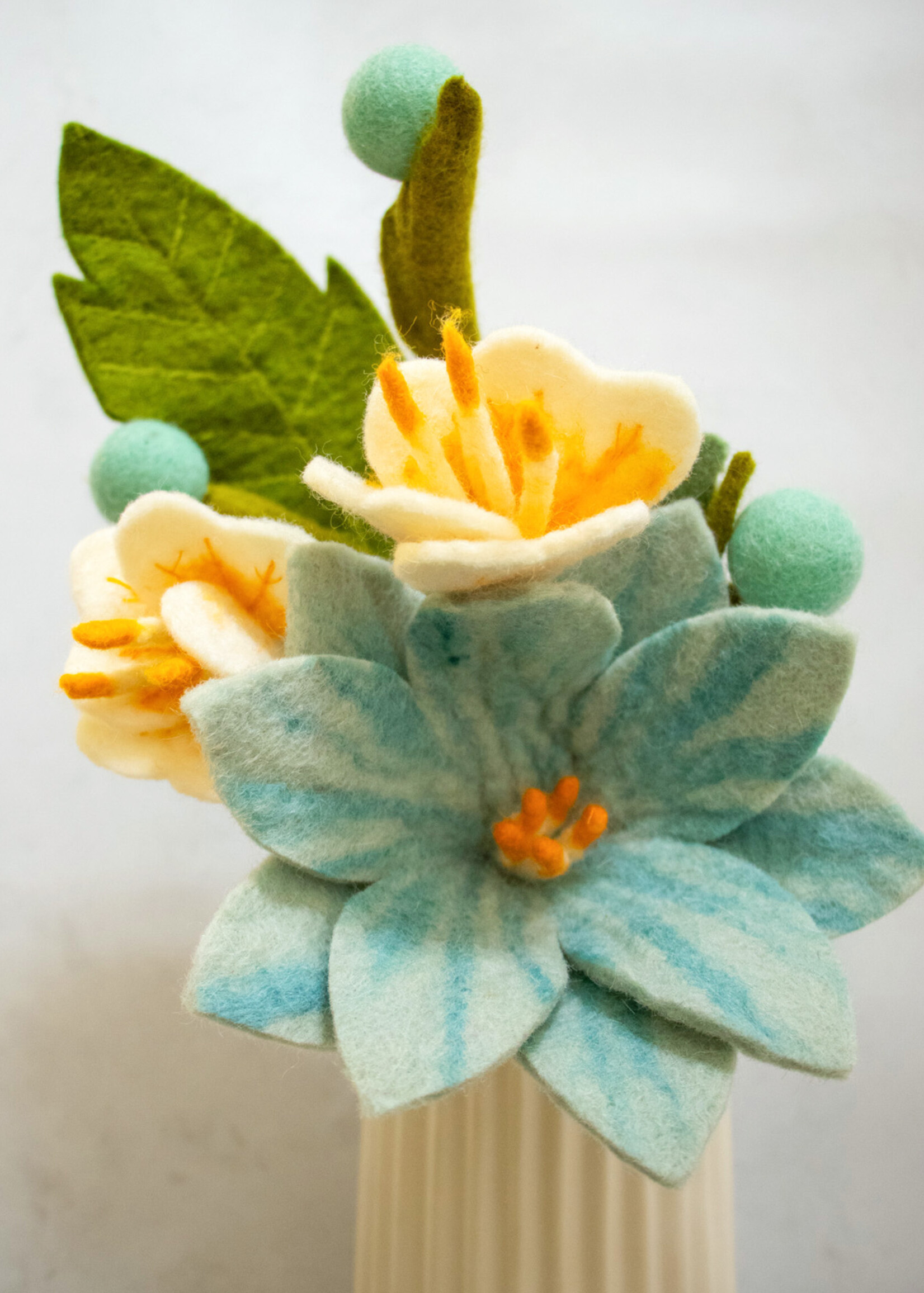 Gry and Sif Big Green Felt Leaf