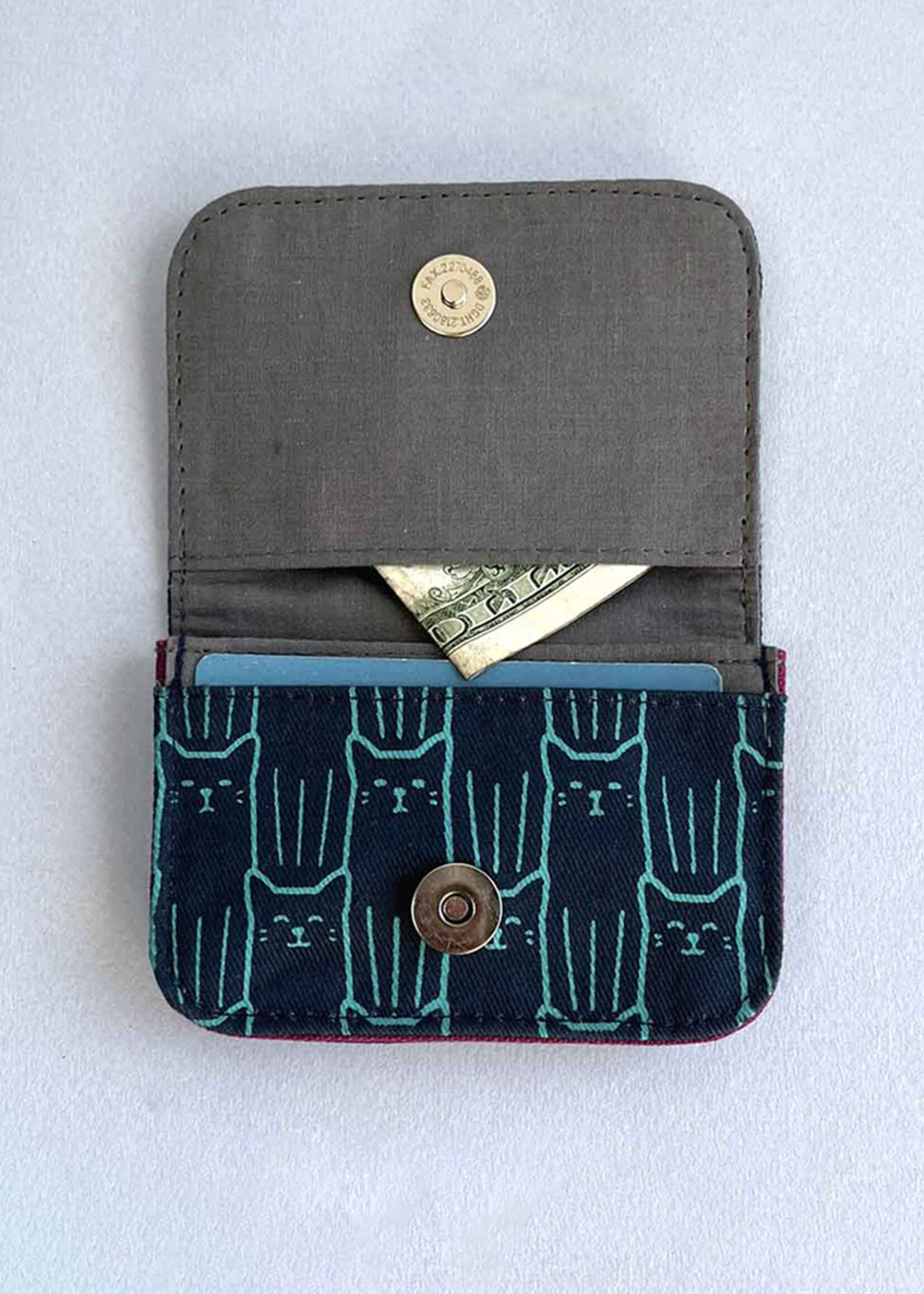 Malia Designs Cat Print Cardholder Wallet - Navy