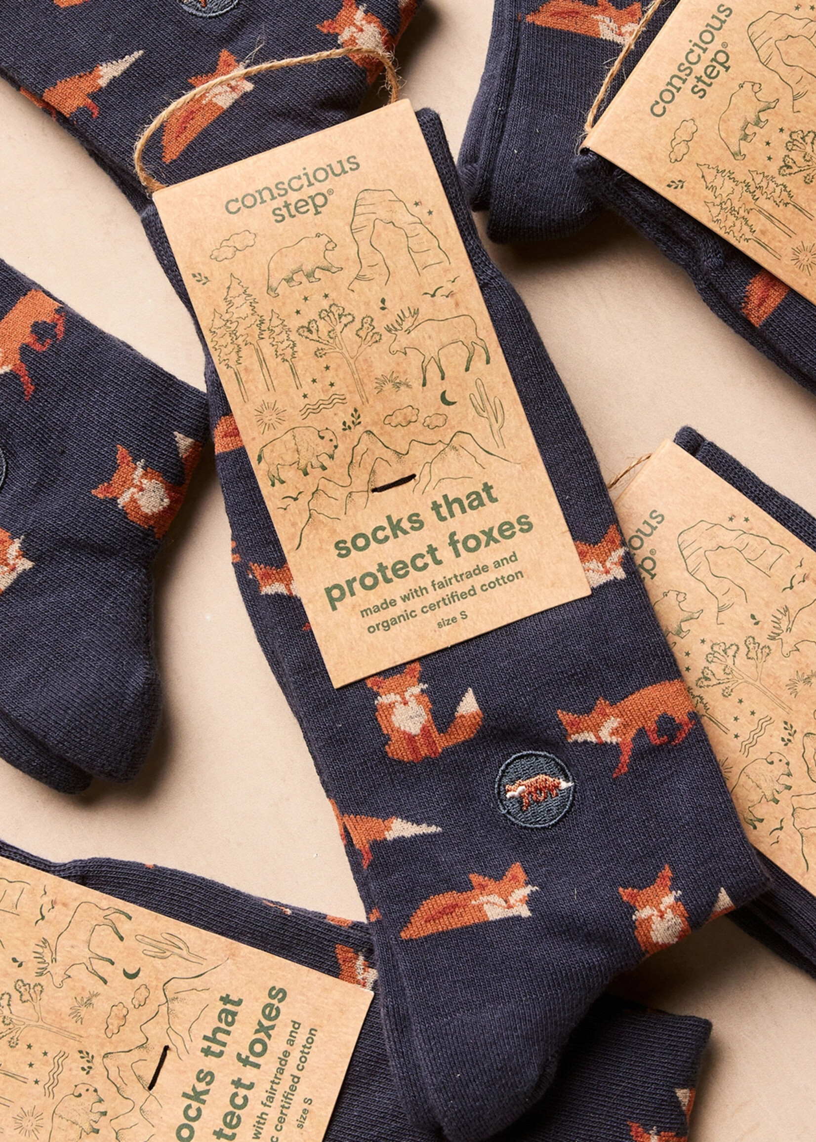 Conscious Step Men's Socks That Protect Foxes