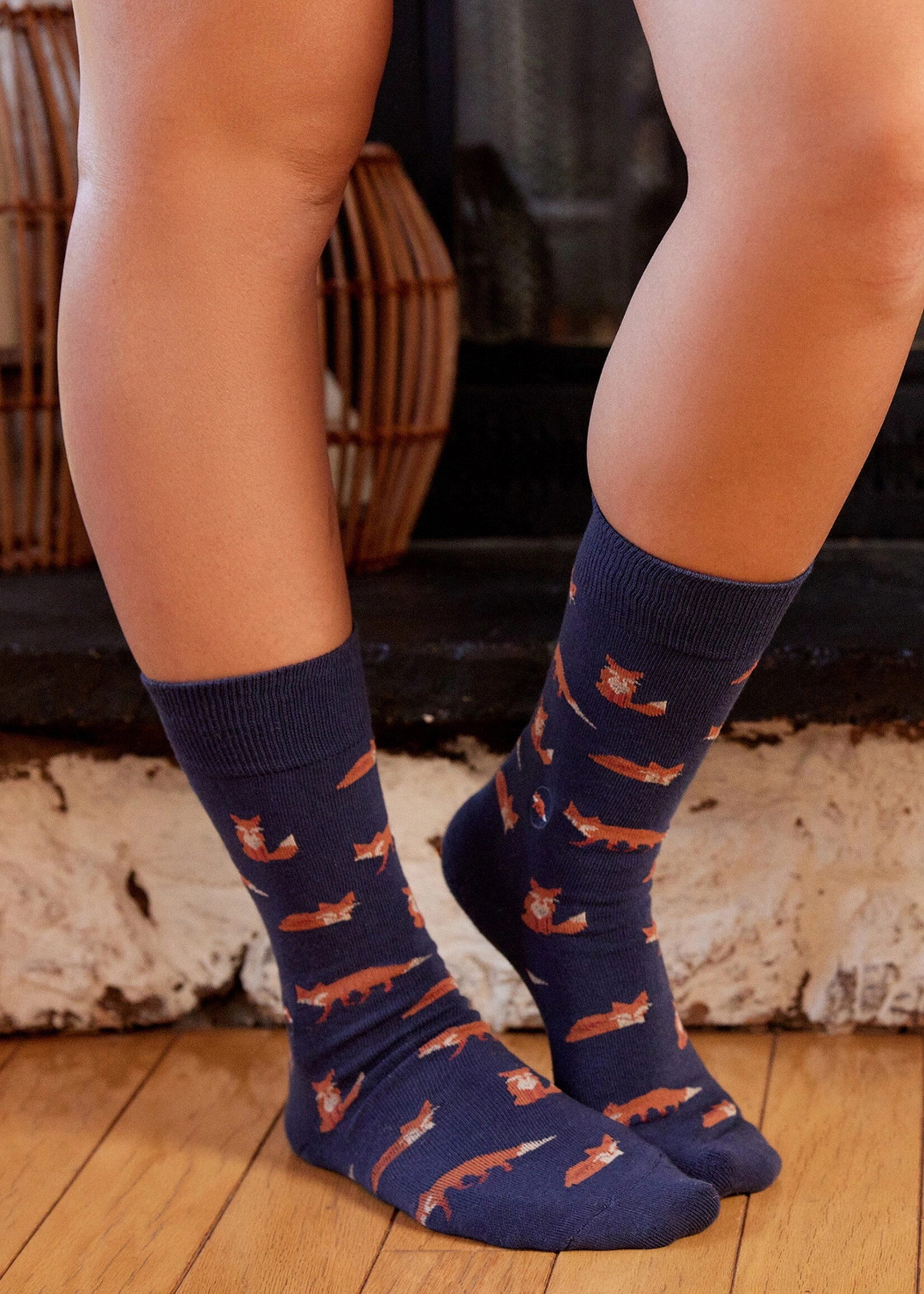 Conscious Step Men's Socks That Protect Foxes