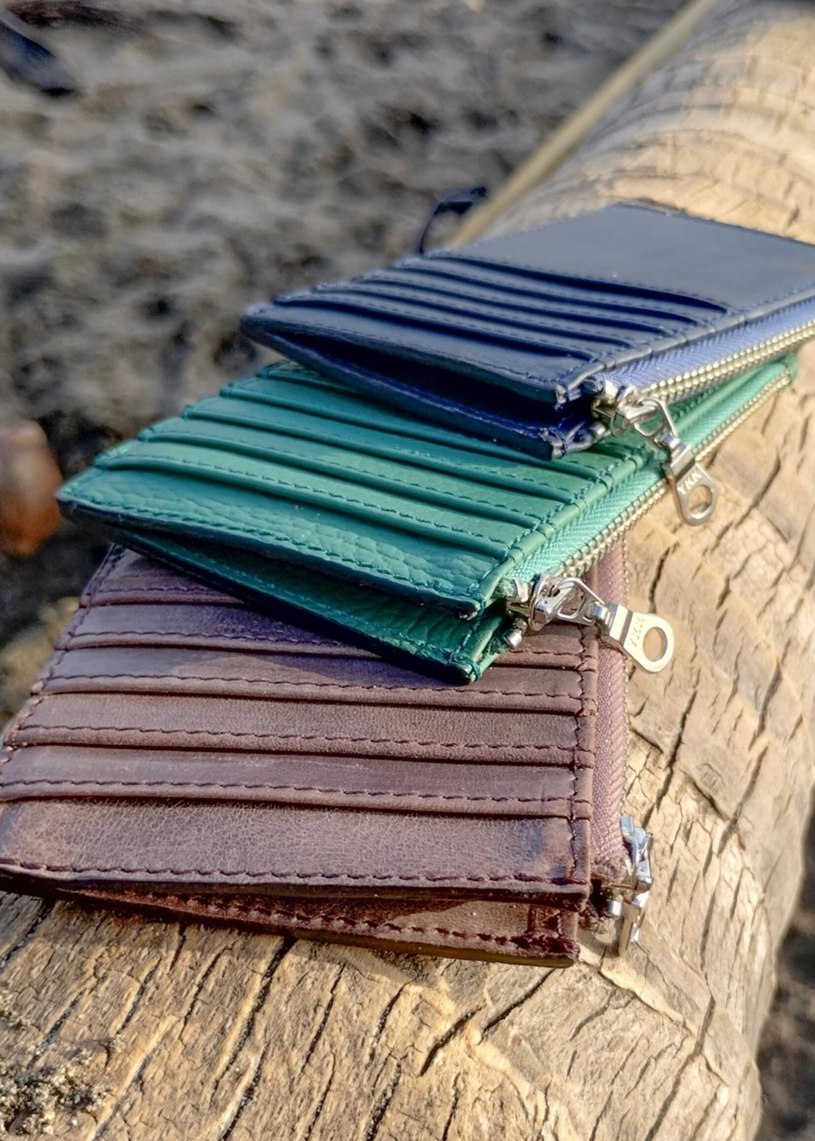 Twin Engine Zipper Wallet - Mocha Brown