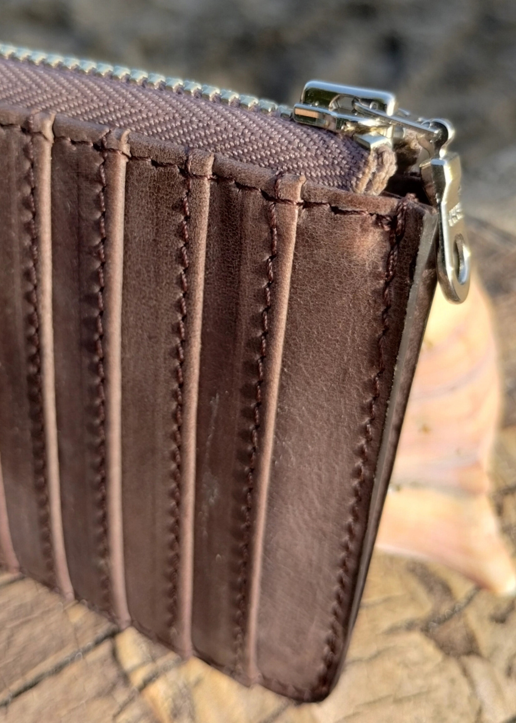 Twin Engine Zipper Wallet - Mocha Brown