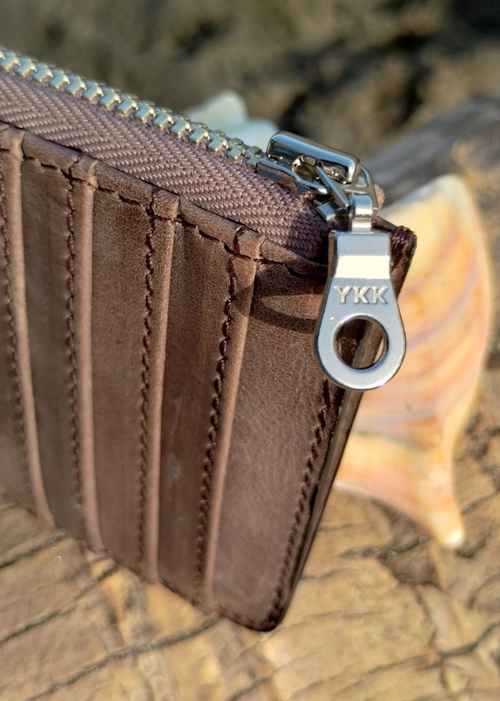 Twin Engine Zipper Wallet - Mocha Brown