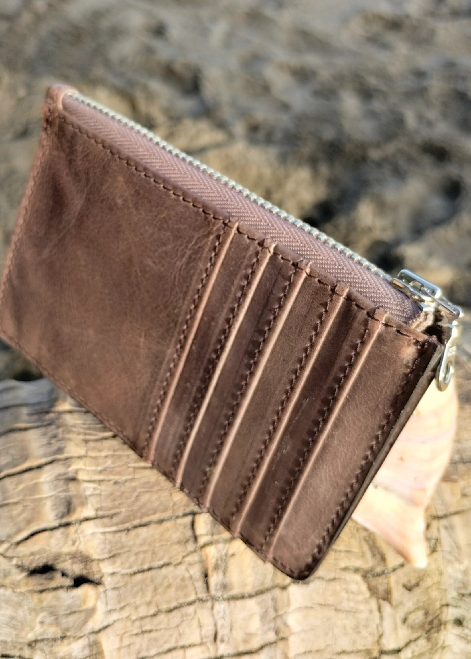 Twin Engine Zipper Wallet - Mocha Brown