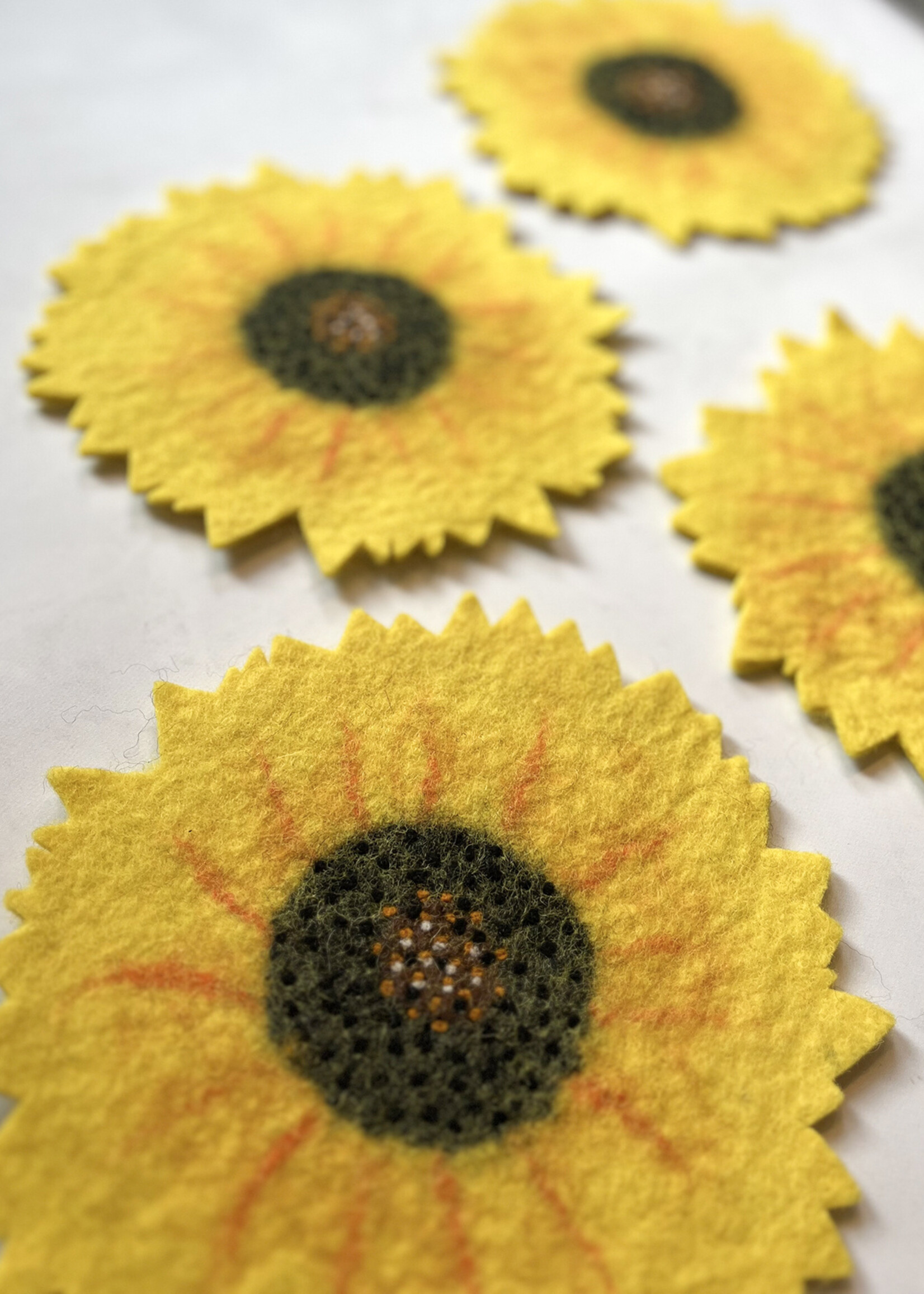 Ganesh Himal Felt Sunflower Trivet