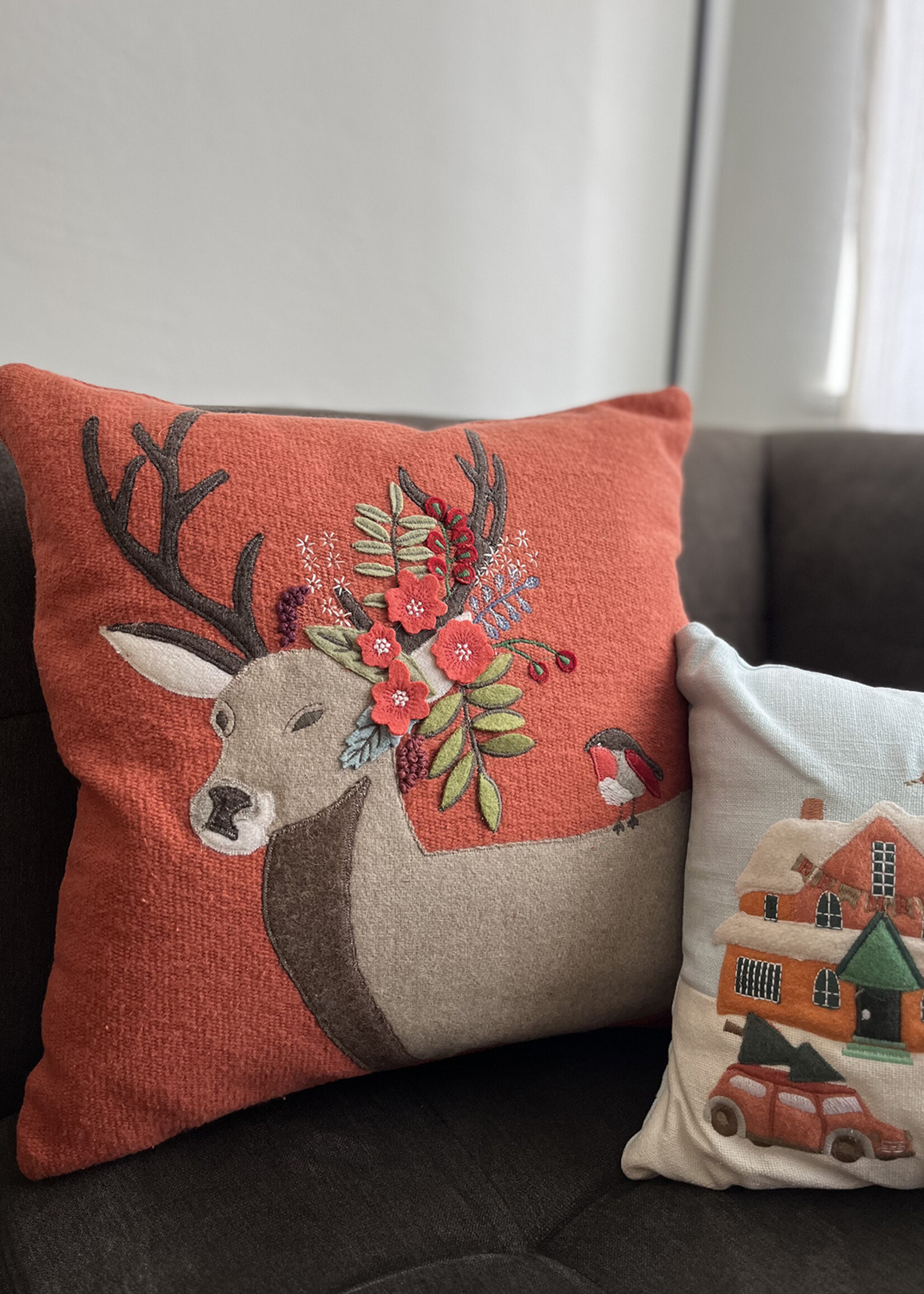 Natural Habitat 16" Reindeer and Robin Throw Pillow