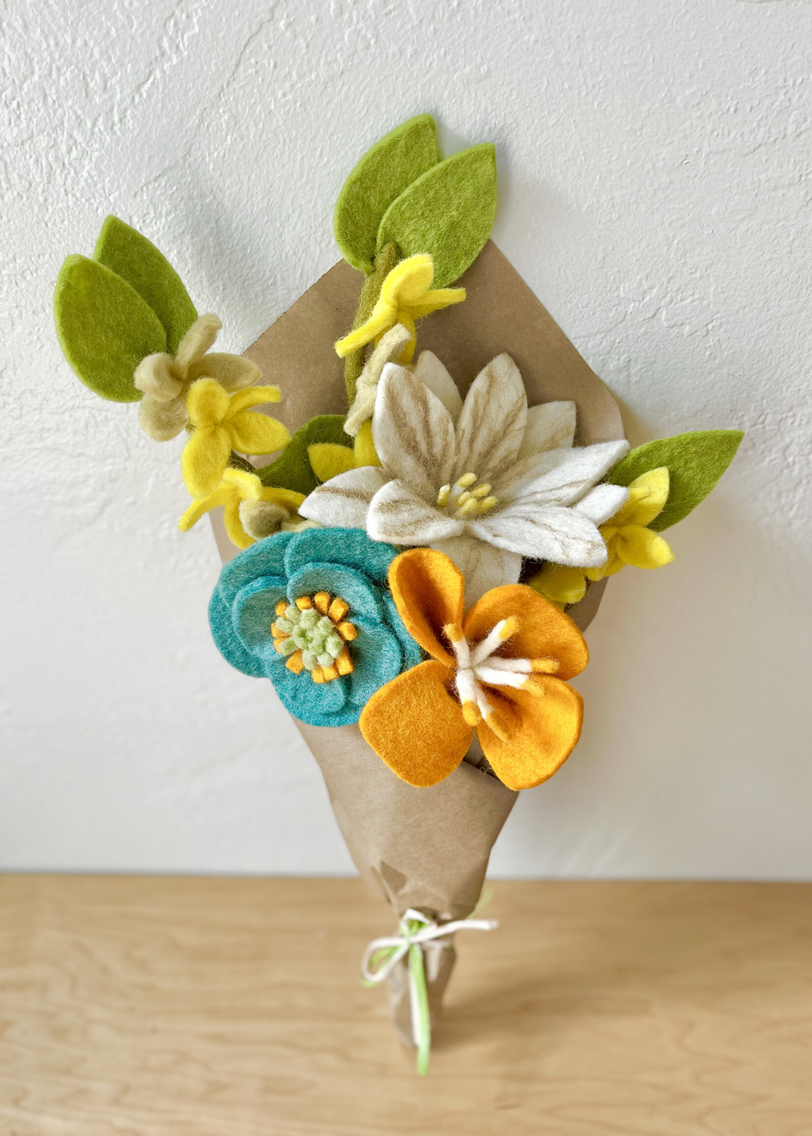 Global Goods Partners Sunny Day Felt Flower Bouquet