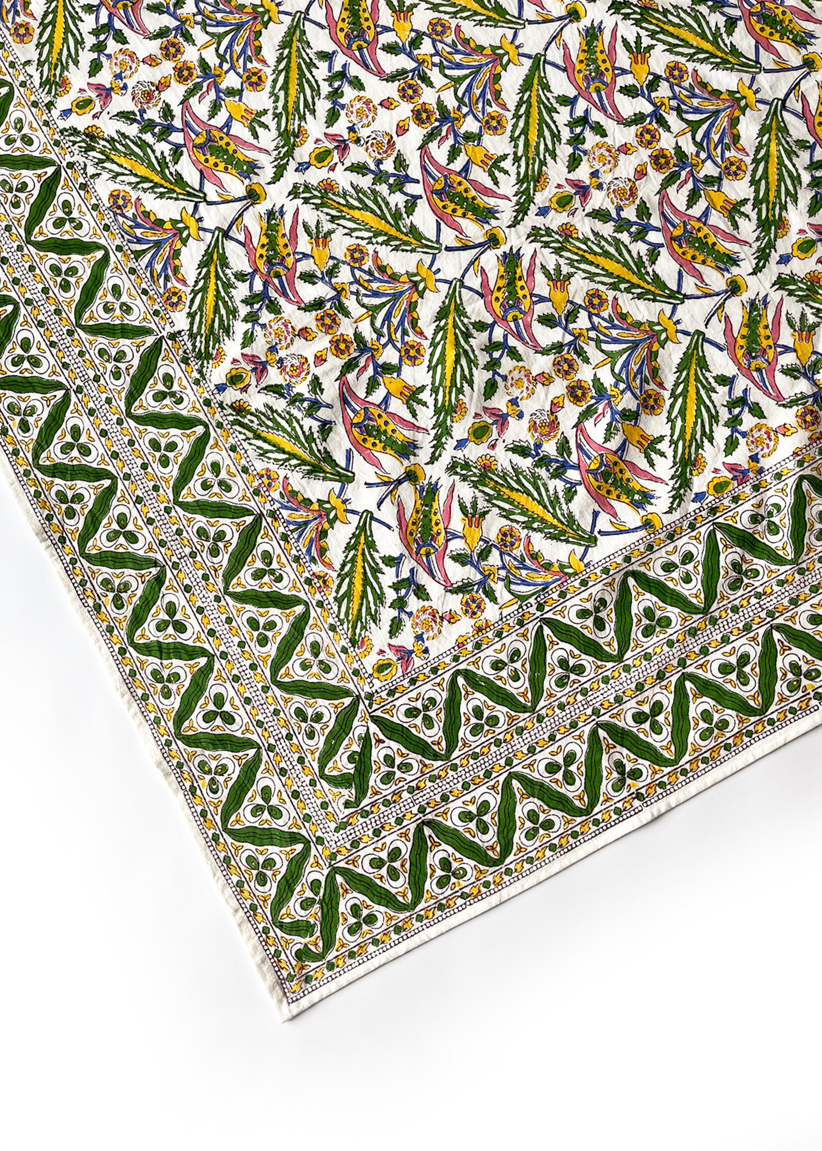 Natural Habitat Victoria & Albert Tablecloth - Pink & Green