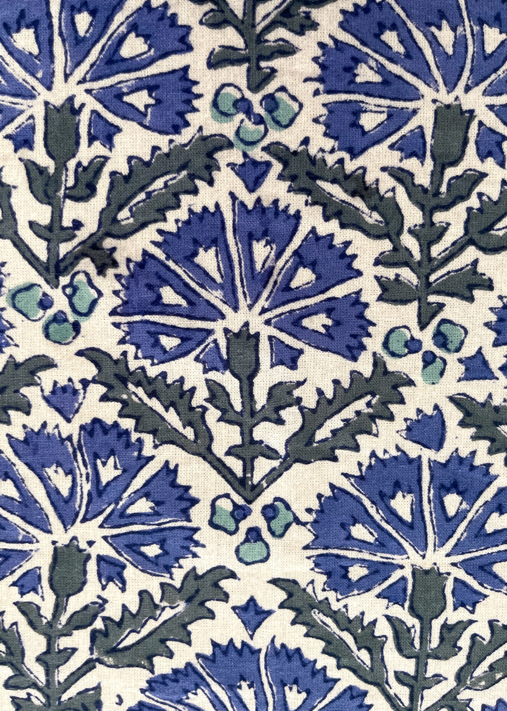 Natural Habitat Chrysanthemum Tablecloth - Blue