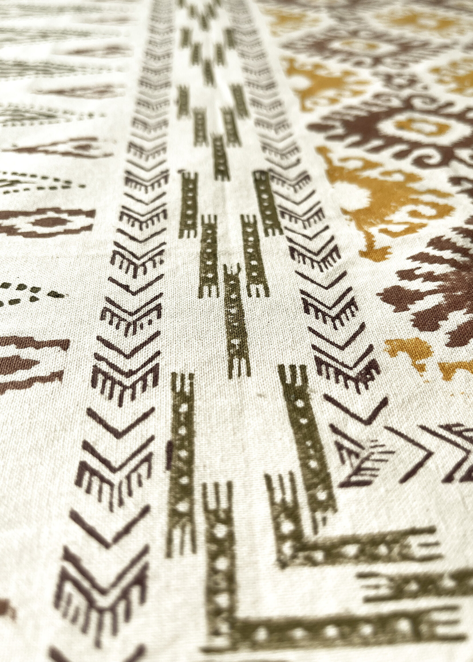 Natural Habitat Dev Tablecloth - Ochre & Brown