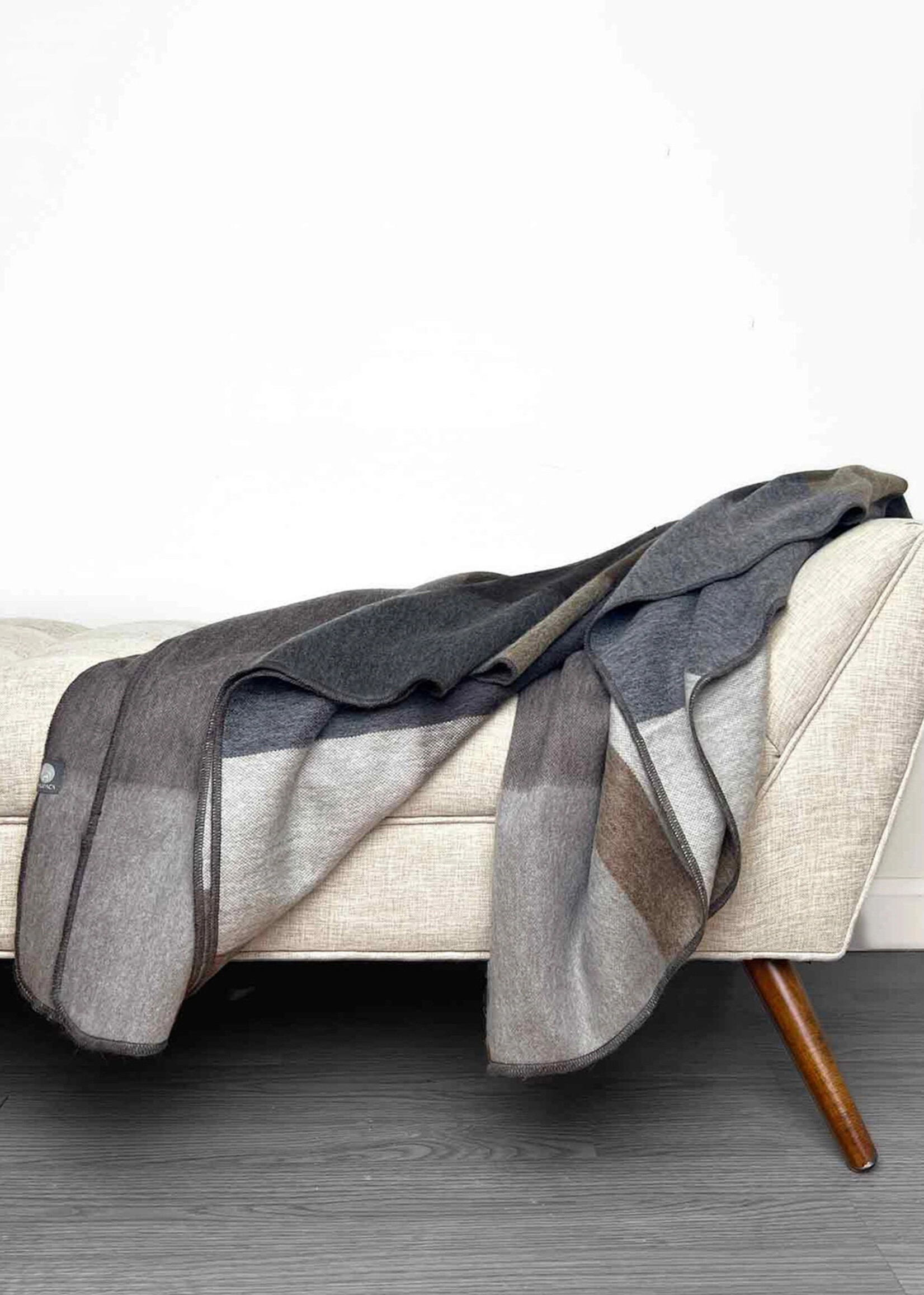 Shupaca Alpaca Alpaca Throw Blanket 45in x 70in - Woodland