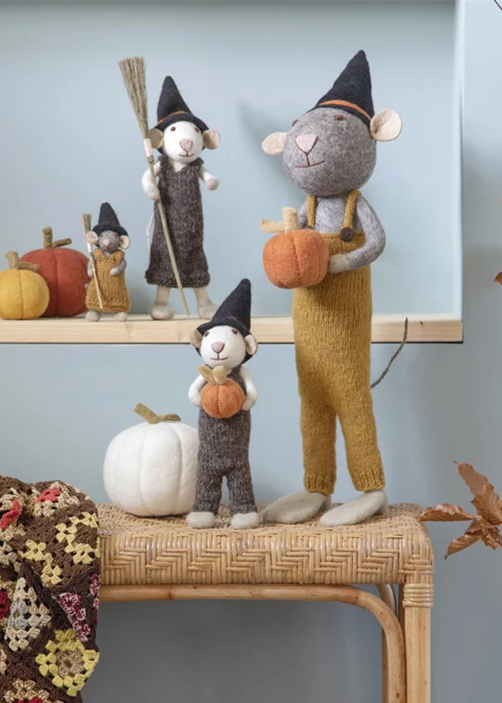 Gry and Sif Felt Grey Mouse Ornament - Broom