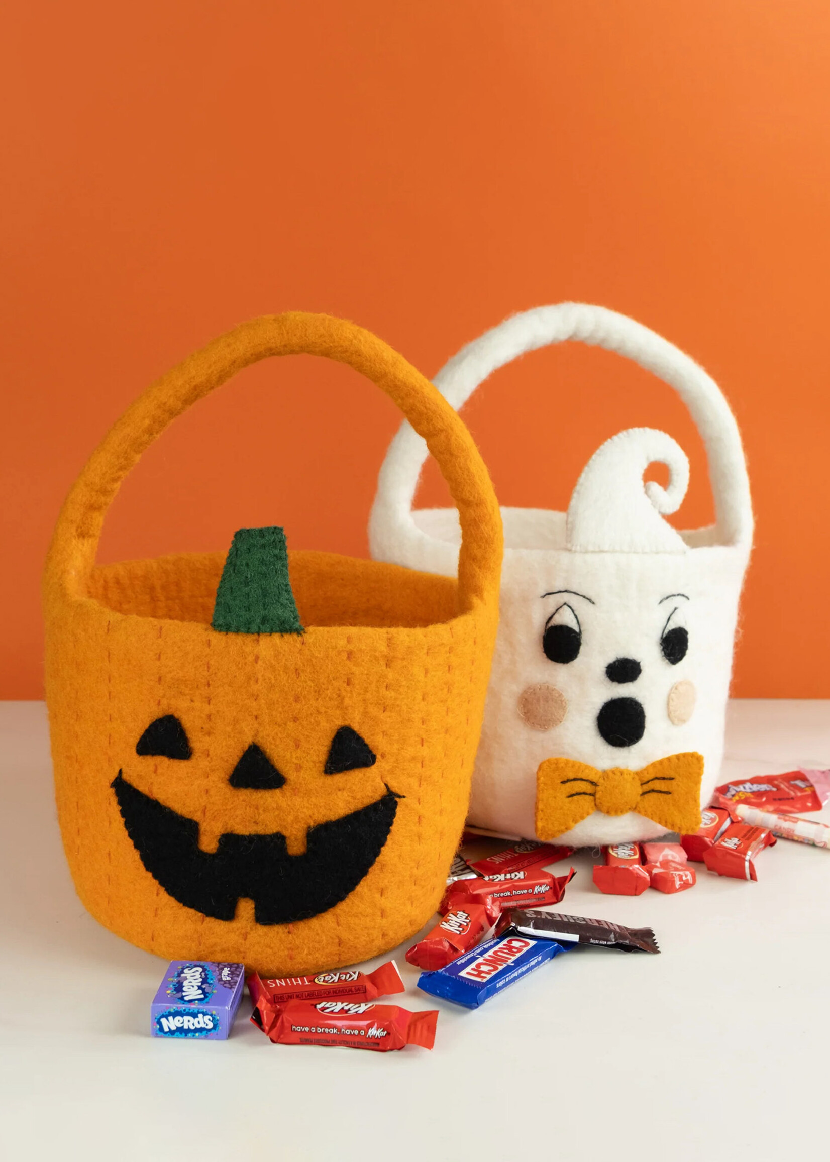 Global Goods Partners Felt Bucket - Halloween Ghost