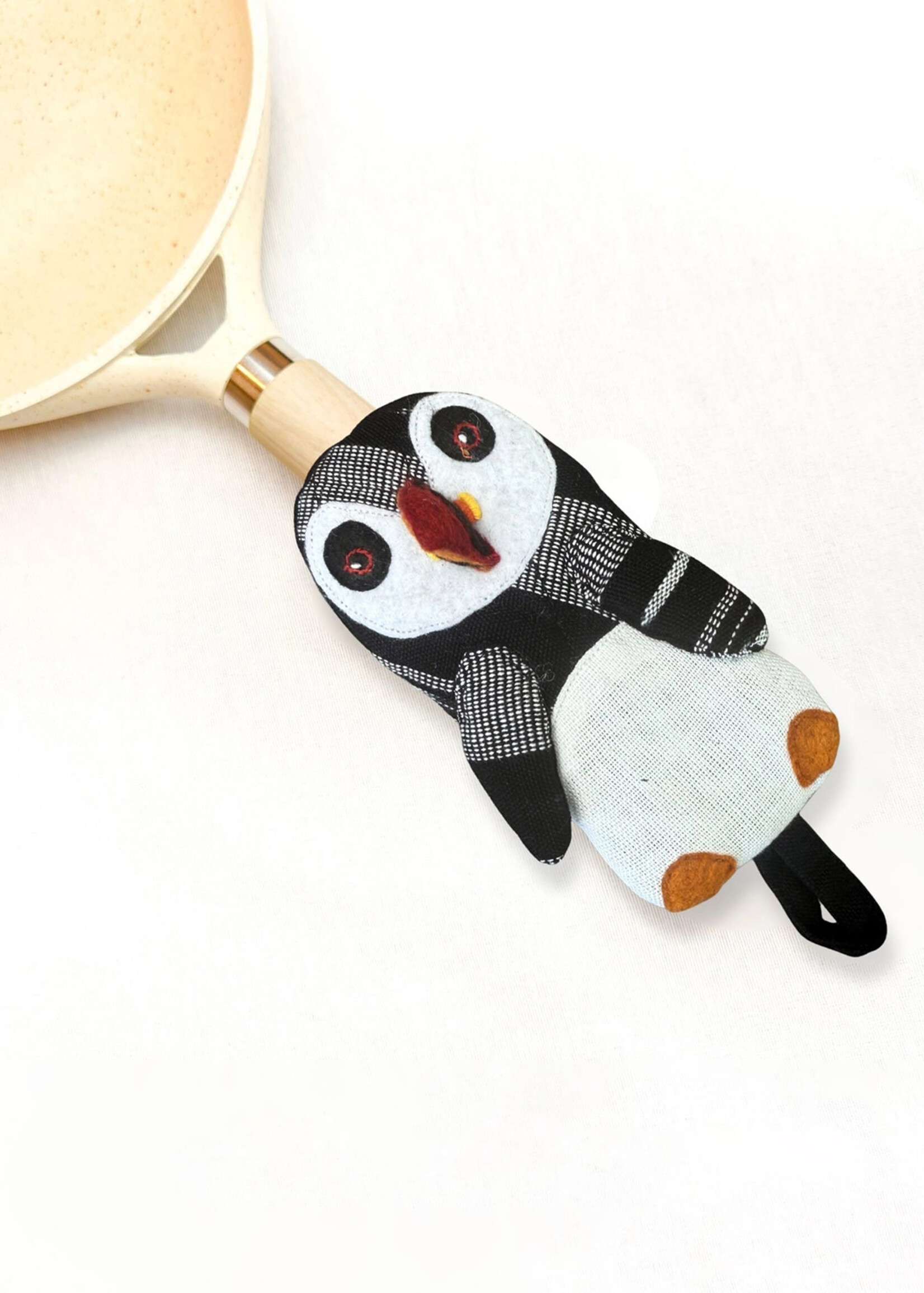 Upavim Puffin Skillet Handle Holder