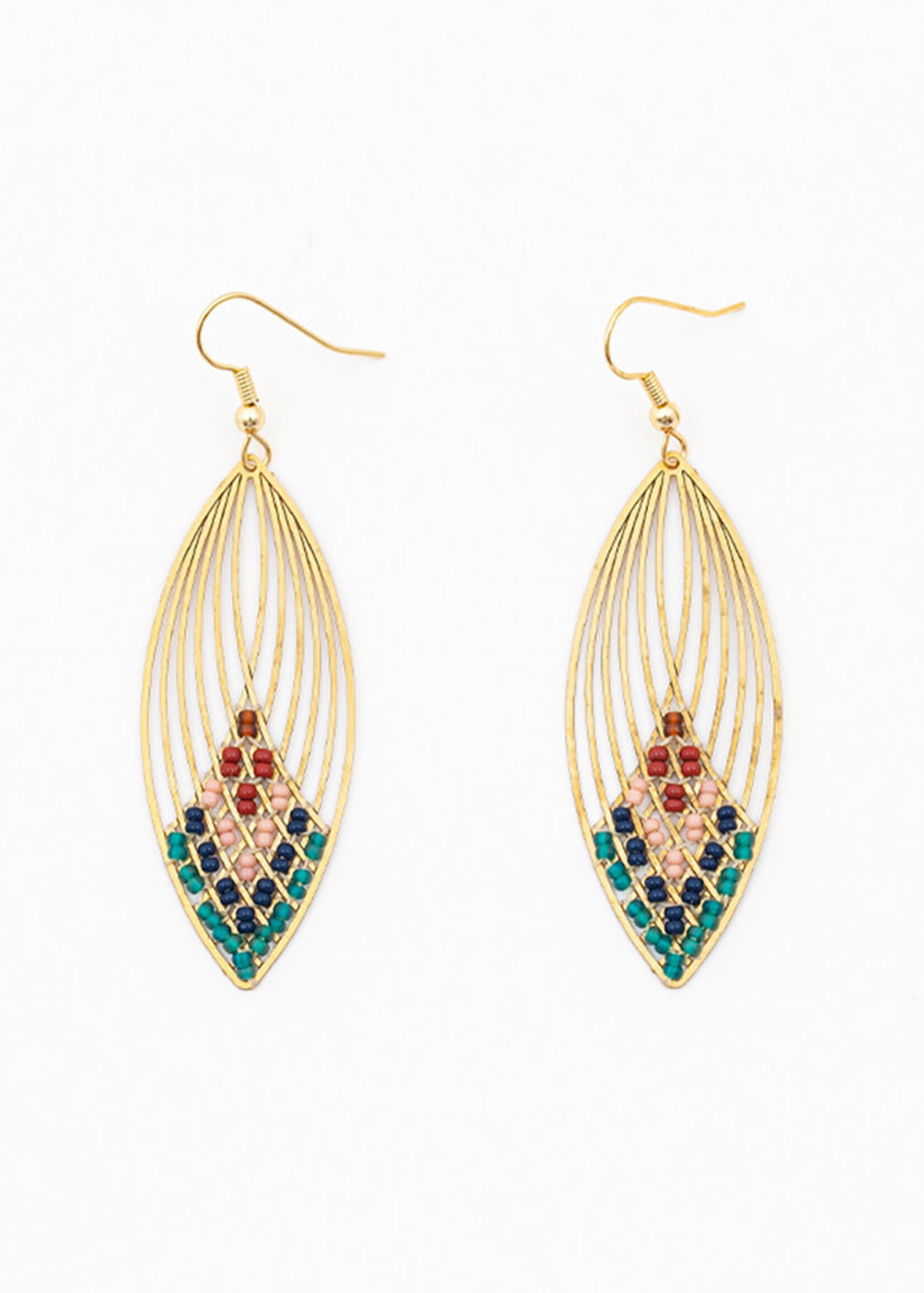 Altiplano Swooping Oval Earrings